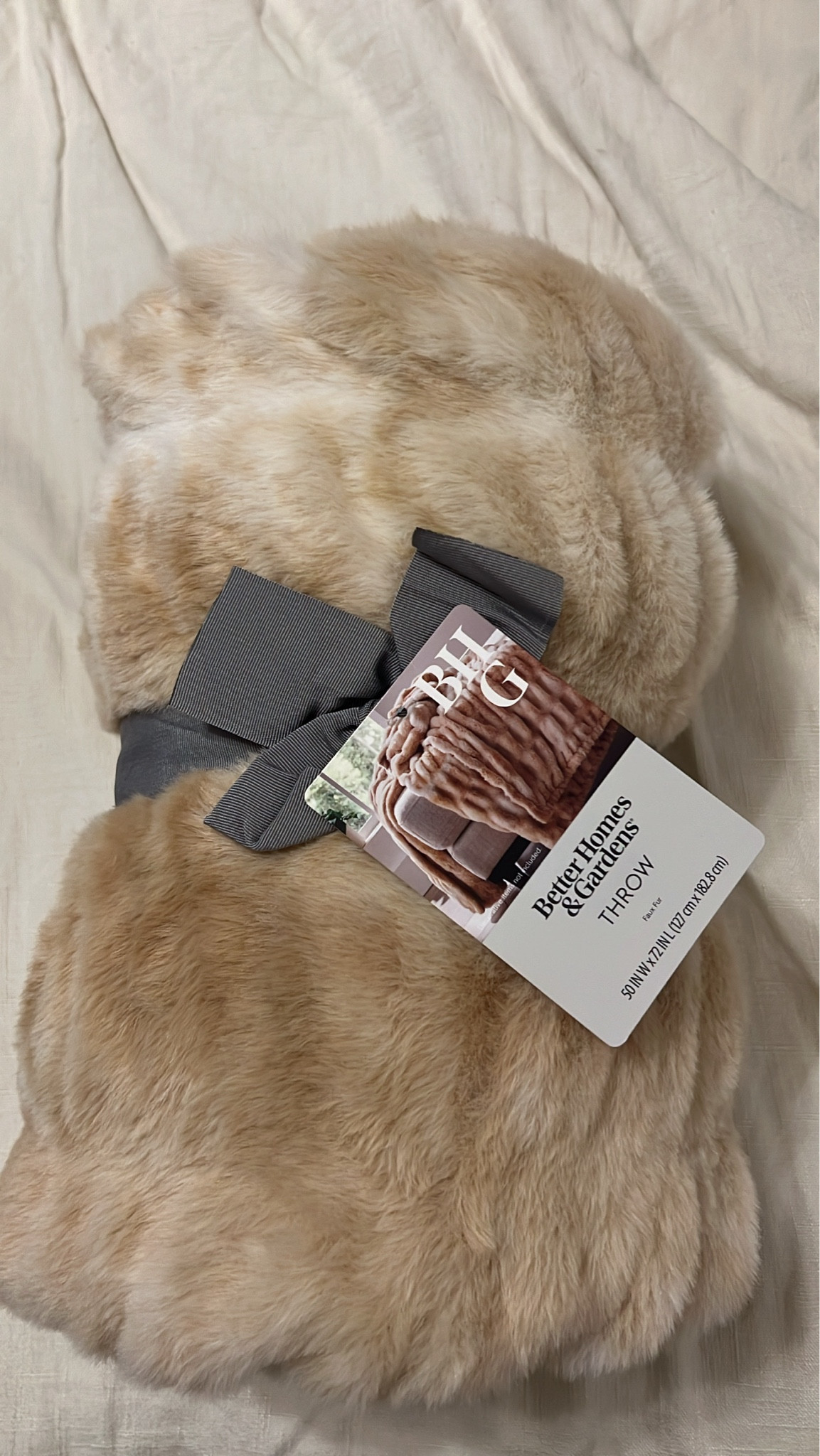 Obsessed with this blanket, I bought it for our living room and I had to get another to throw at the end of our bed. Everyone that comes over loves it! It looks high quality and is the comfiest blanket - it would make such a great gift too! 

#LTKHome #LTKHoliday #LTKFindsUnder50