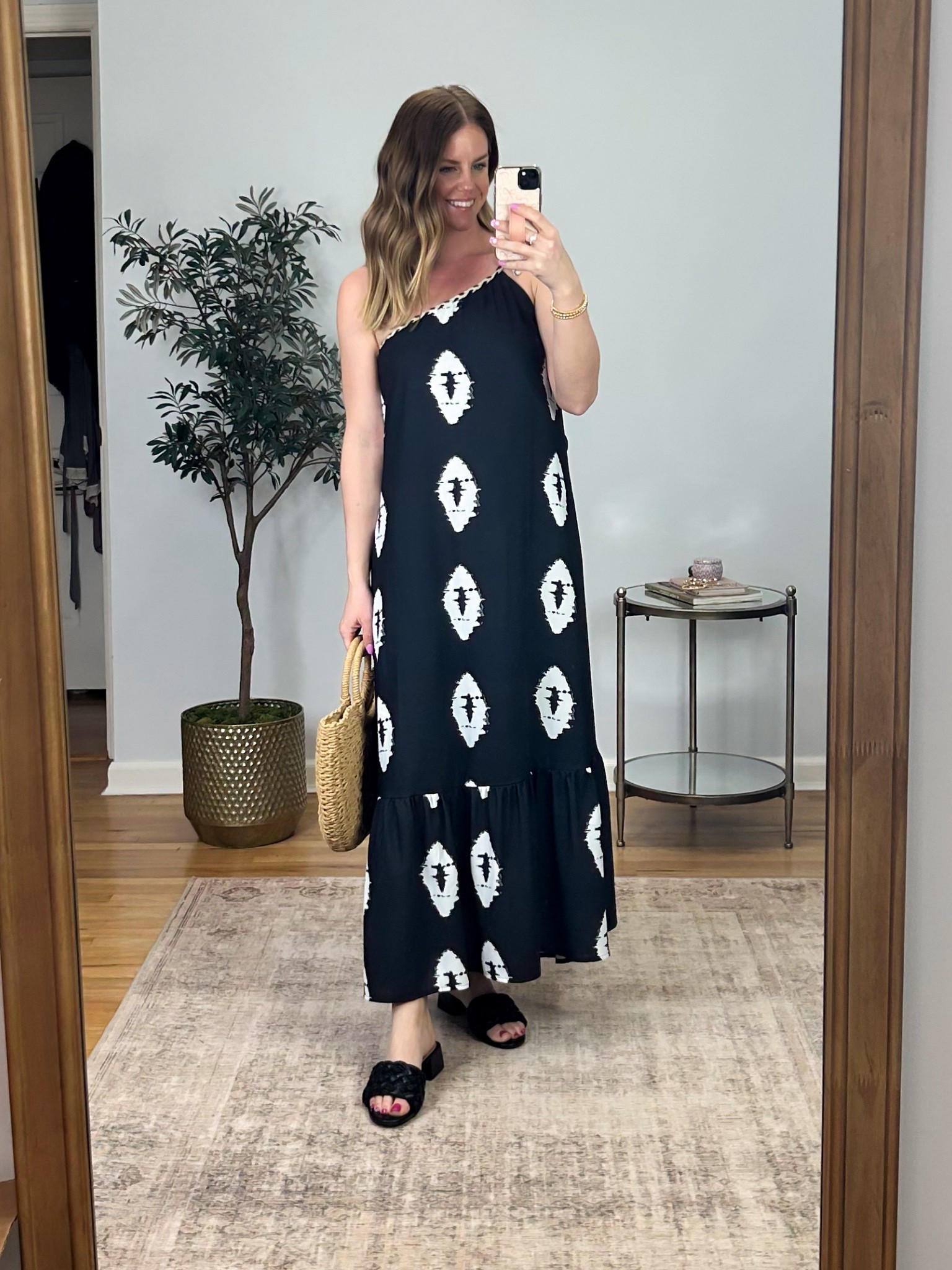 This maxi dress is so pretty and perfect for summer or your next vacation. I am 5’5” 125 lbs wearing size small. 

resort wear. Vacation outfits.
Summer dresses. Floral dresses. Spring dresses. European vacation. Party dresses. Cruise outfits.


#LTKFindsUnder100 #LTKFindsUnder50 #LTKSaleAlert