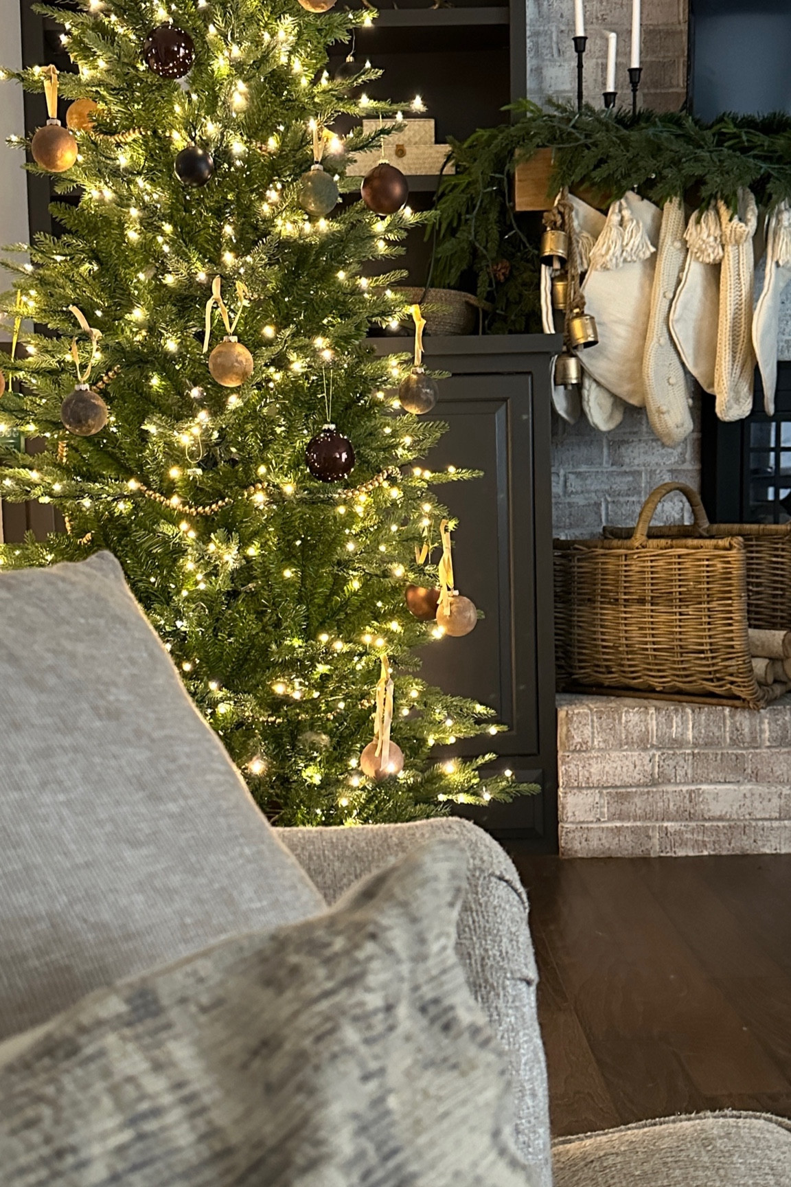 Holiday decor linked! Tap photos to shop and follow for more! Xx

#LTKHoliday #LTKhome #LTKSeasonal