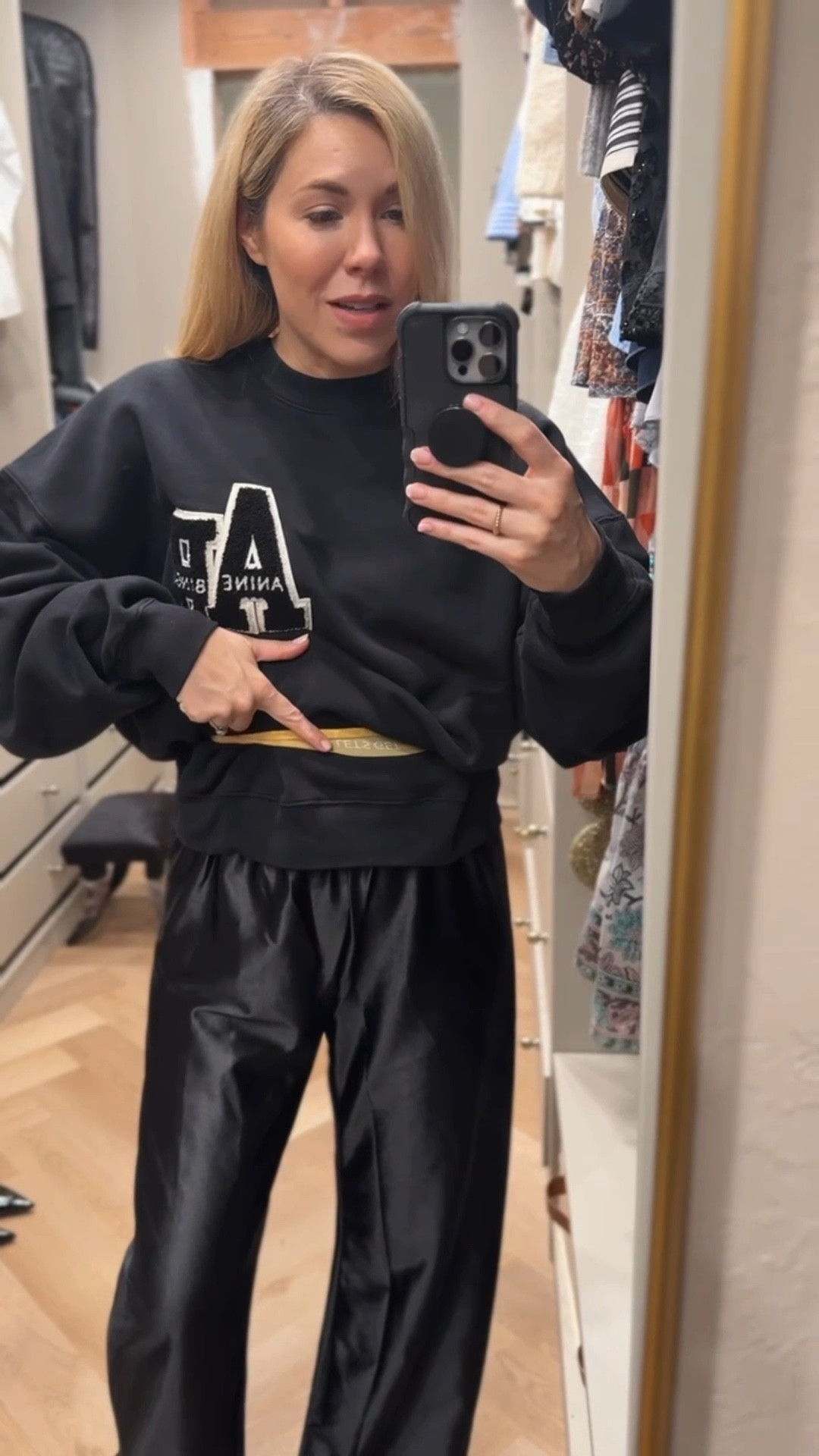 Anine Bing sweatshirt
Amazon pants 
#ltkitbag
#LTKStyleTip

#LTKFindsUnder100 #LTKSeasonal