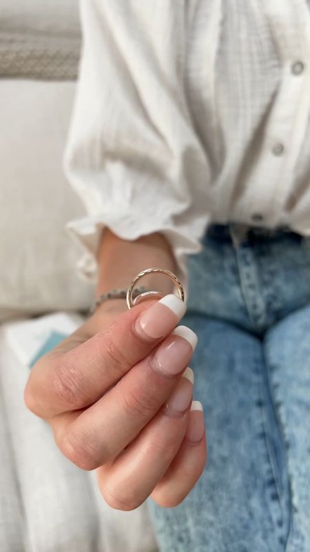 
There’s nothing better than pampering yourself with a little bit of jewelry! I love how delicate and feminine Kelly Rose Gold’s  jewelry is, and their 10k gold ring is the perfect addition to any women’s jewelry box this season! Use promo KELLYROSE15 for a discount on your next purchase!

@kellyrosegold #KellyRoseGold #KellyRoseGoldPartner

#LTKSeasonal #LTKstyletip