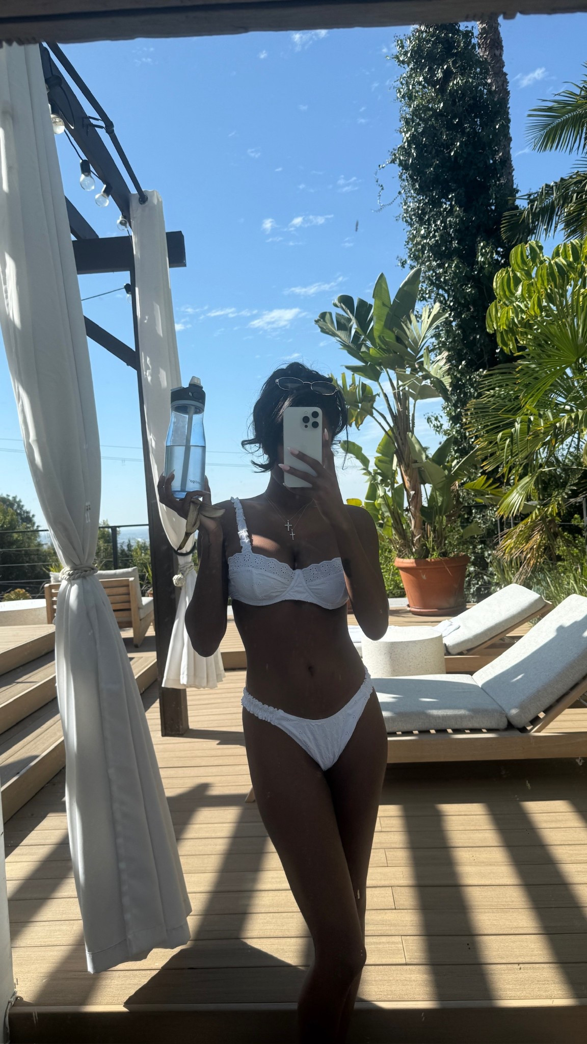 LA tanning! 

bikini l swimsuit l spring l swim

#LTKSwim