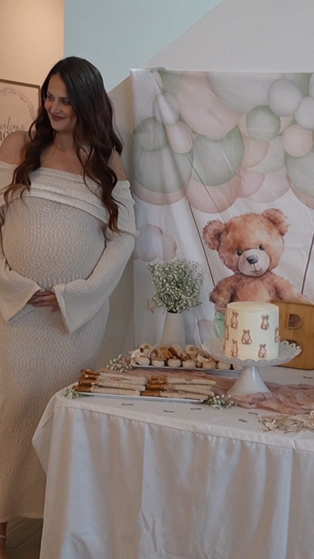 Baby shower ootd 🤍🧸