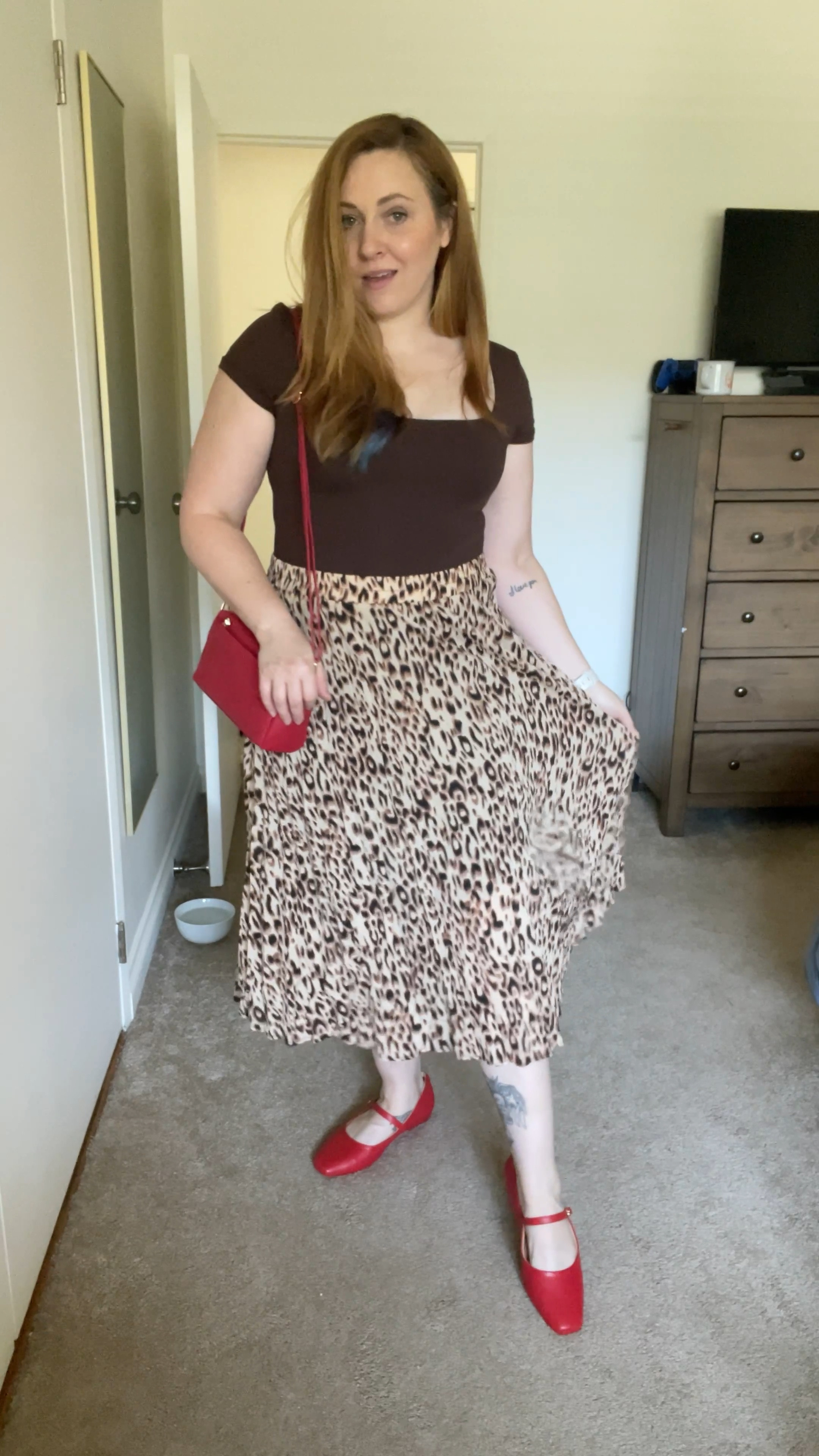 Midsize Amazon fall haul 🍁

I sized up 1/2 a size in the ballet flats because the reviews recommended it. Everything else is a large.

#LTKFindsUnder50 #LTKMidsize #LTKVideo