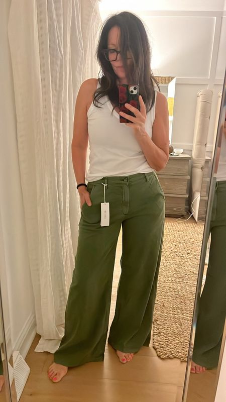 These are awesome* warning  don’t look at the model on the Nordstrom site because you would never know how great these are by that photo 🙈 wearing my true size 28 and small in the Caslon $25 tank
 top 

Cool pants for summer!!
Soft pants 
Really soft tank top v neck too 

#LTKfindsunder50 #LTKtravel #LTKFestival
