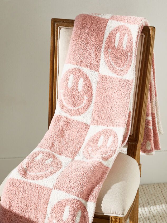 Checkered Smiley Blanket | Altar'd State