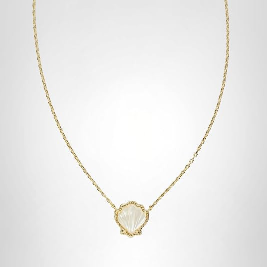 Kendra Scott Brynne Shell Short Pendant Necklace, Fashion Jewelry for Women | Amazon (US)
