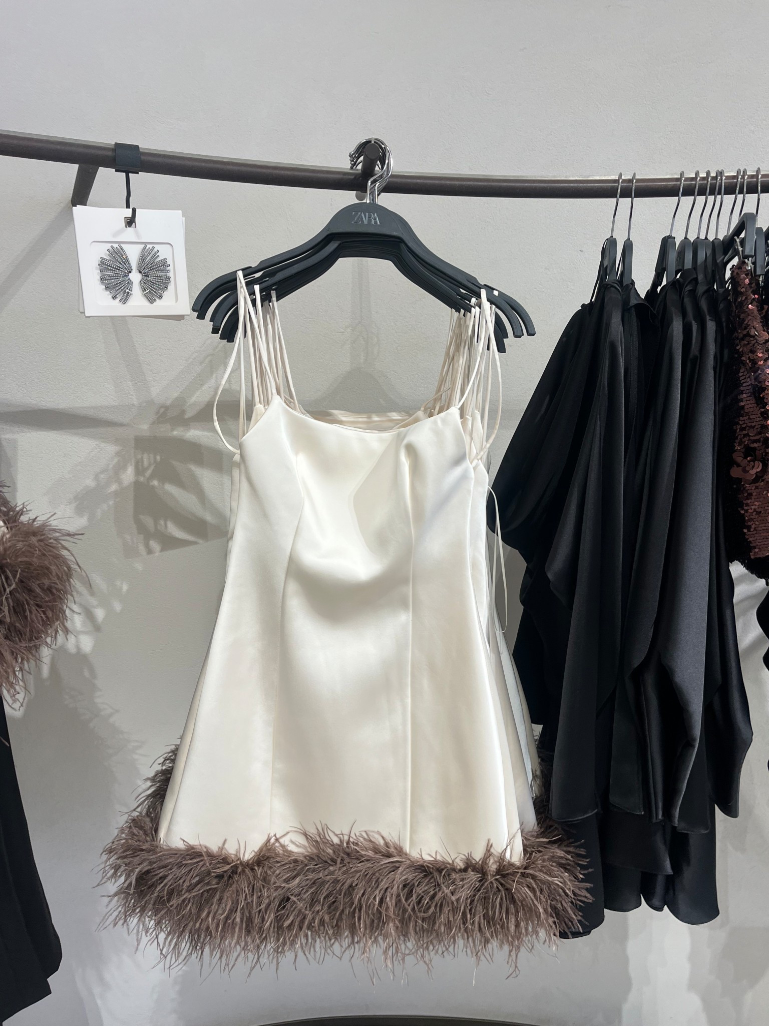 Gorg Xmas Dress😍

#ChristmasOOTD, #FestiveFashion, #HolidayStyle, #XmasLookbook, #WinterWardrobe, #CozyChic, #GlamDecember, #ChristmasGlam, #SparkleSeason, #VelvetVibes, #HolidayMakeup, #FestiveNails, #RedLipSeason, #ChristmasAccessories, #WinterGlowUp, #MerryAndStylish, #SleighTheSeason, #SantaBabyStyle, #TinselTrend, #SnowCute, #UnderTheMistletoeLook, #HotCocoaStyle, #JingleBellFit, #FrostyFashion, #DecemberDrobe, #FashionReels, #StyleInspo, #HolidayAesthetic, #ChristmasContent, #WinterFashionTrend.

#LTKCyberWeek #LTKfestive #LTKwinter