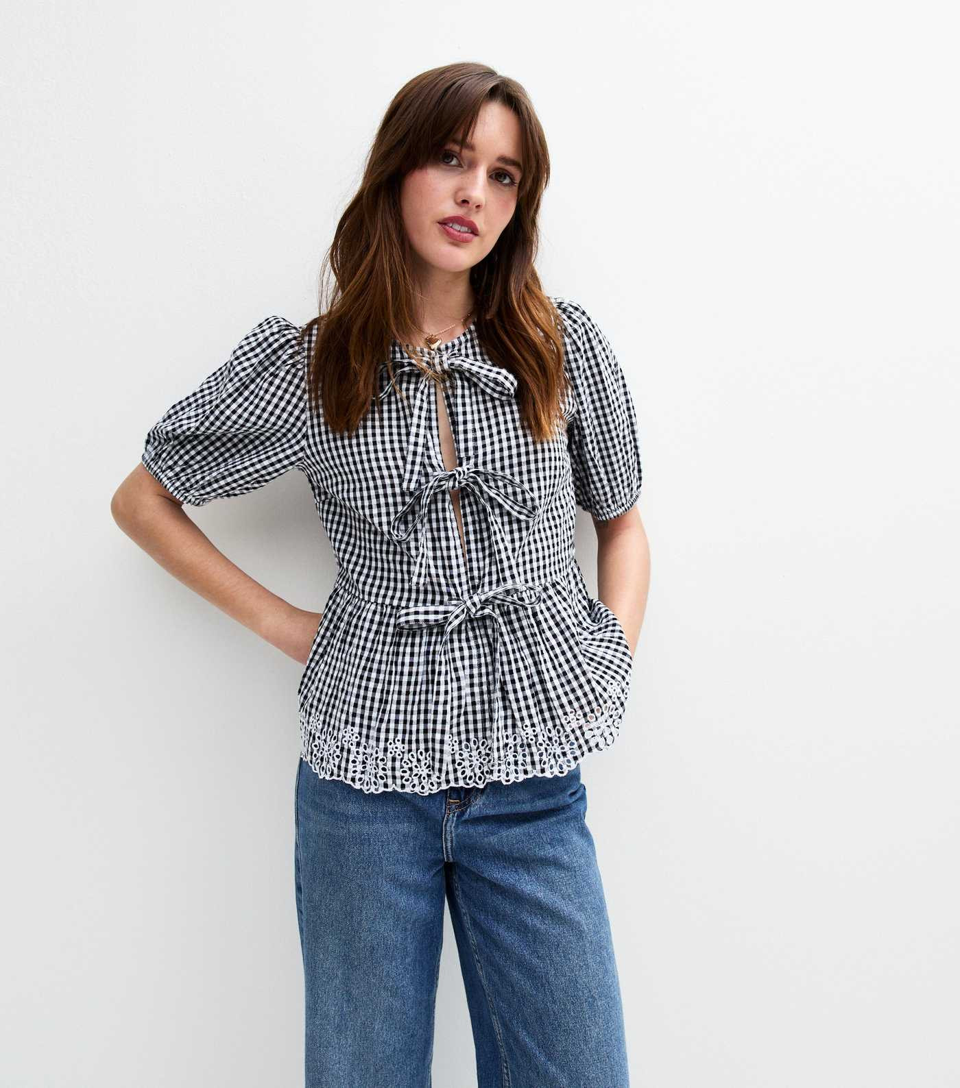 Black Gingham Tie Front Short Sleeve Shirt | New Look | New Look (UK)