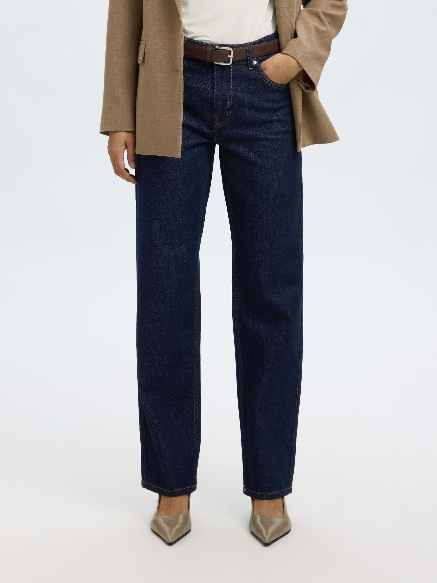 MID WAIST STRAIGHT FIT JEANS | Selected