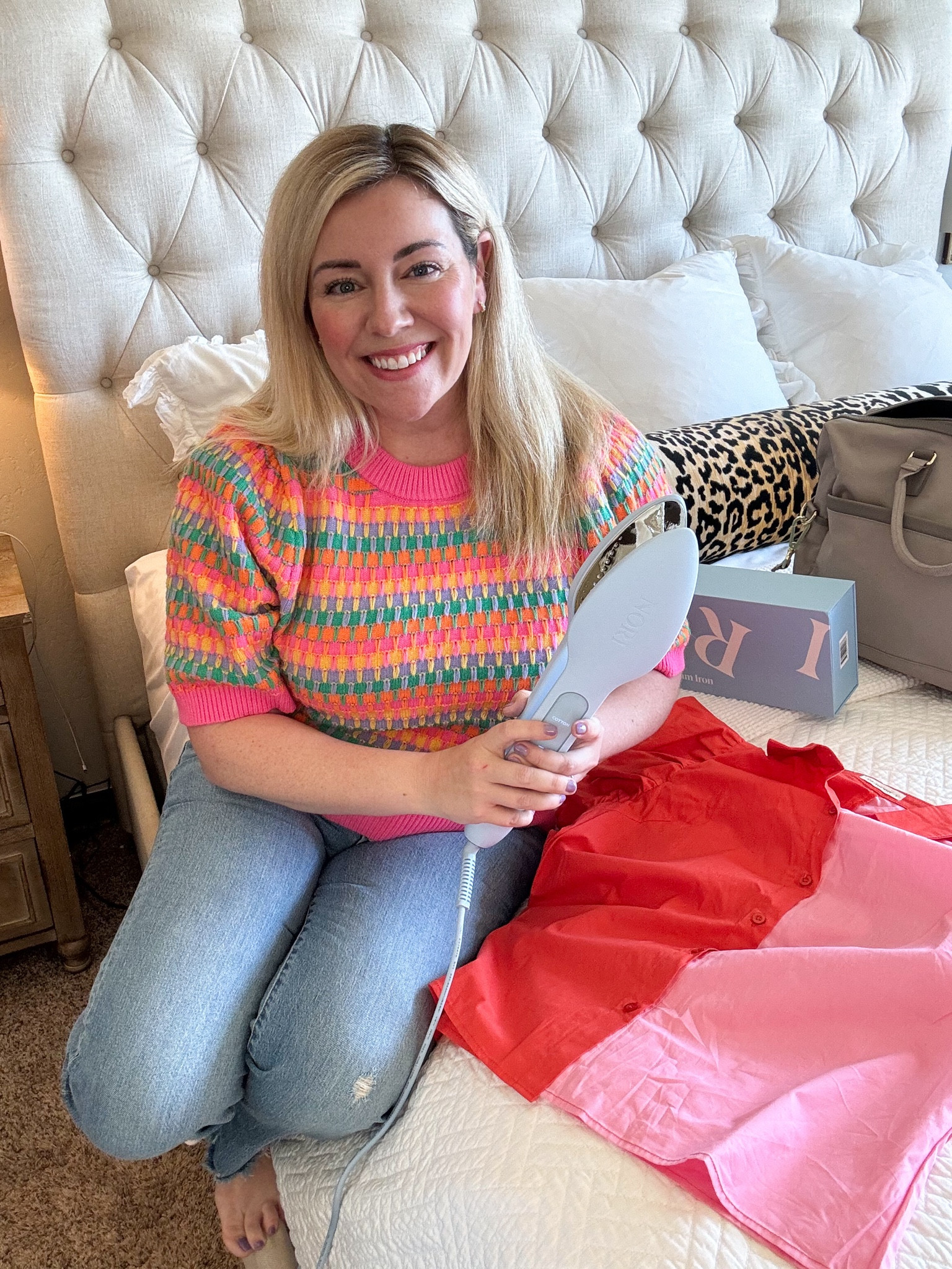 Meet Nori - an iron, press, and steamer in one! Cannot wait to take her on-the-go for a few upcoming work trips! 

Nori