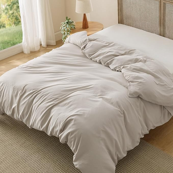 Bedsure Duvet Cover Queen Size Only - Prewashed Cotton-Like Polyester Extra Soft All Season Beddi... | Amazon (US)