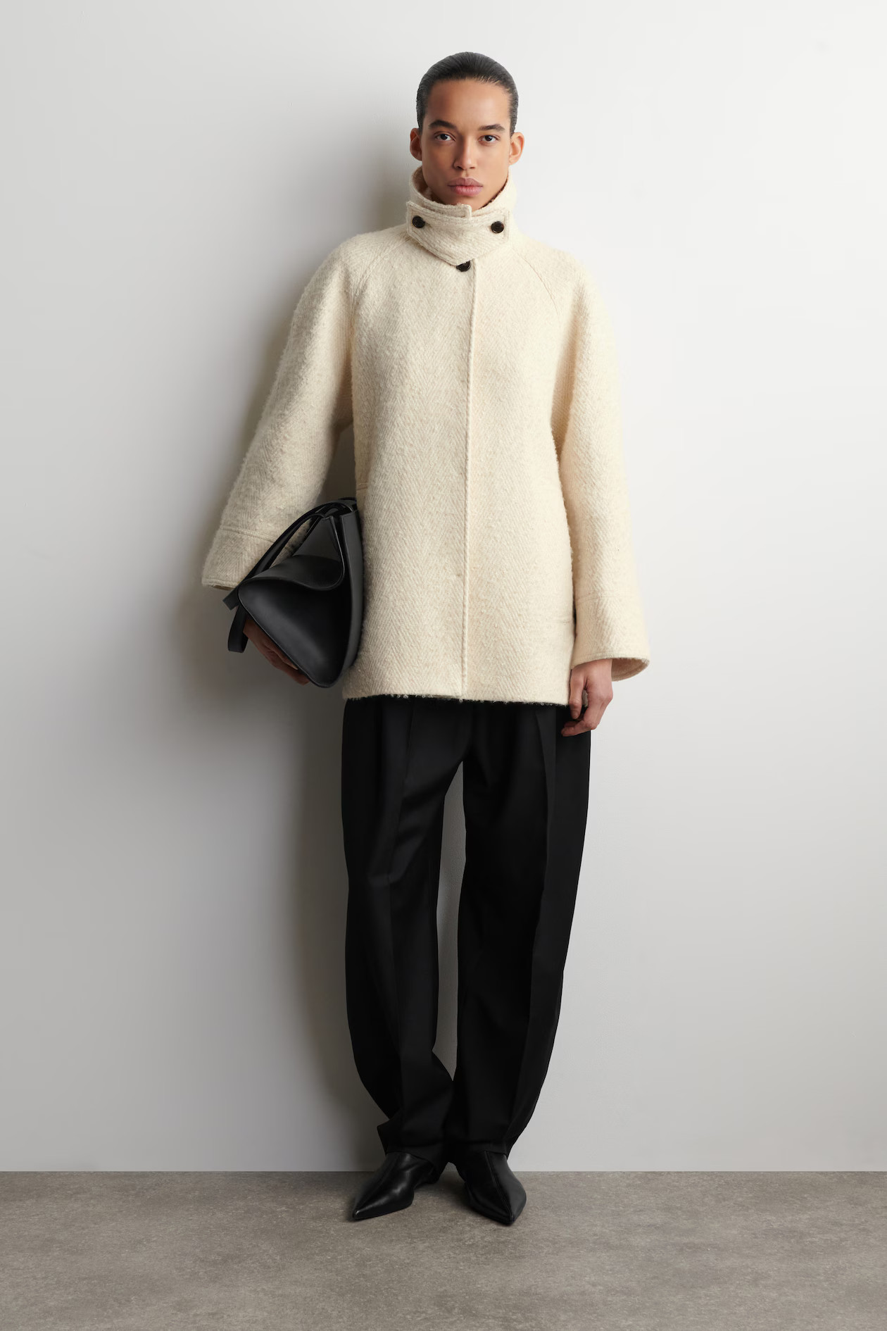 FUNNEL-NECK WOOL-HERRINGBONE SHORT COAT - CREAM | COS | COS UK