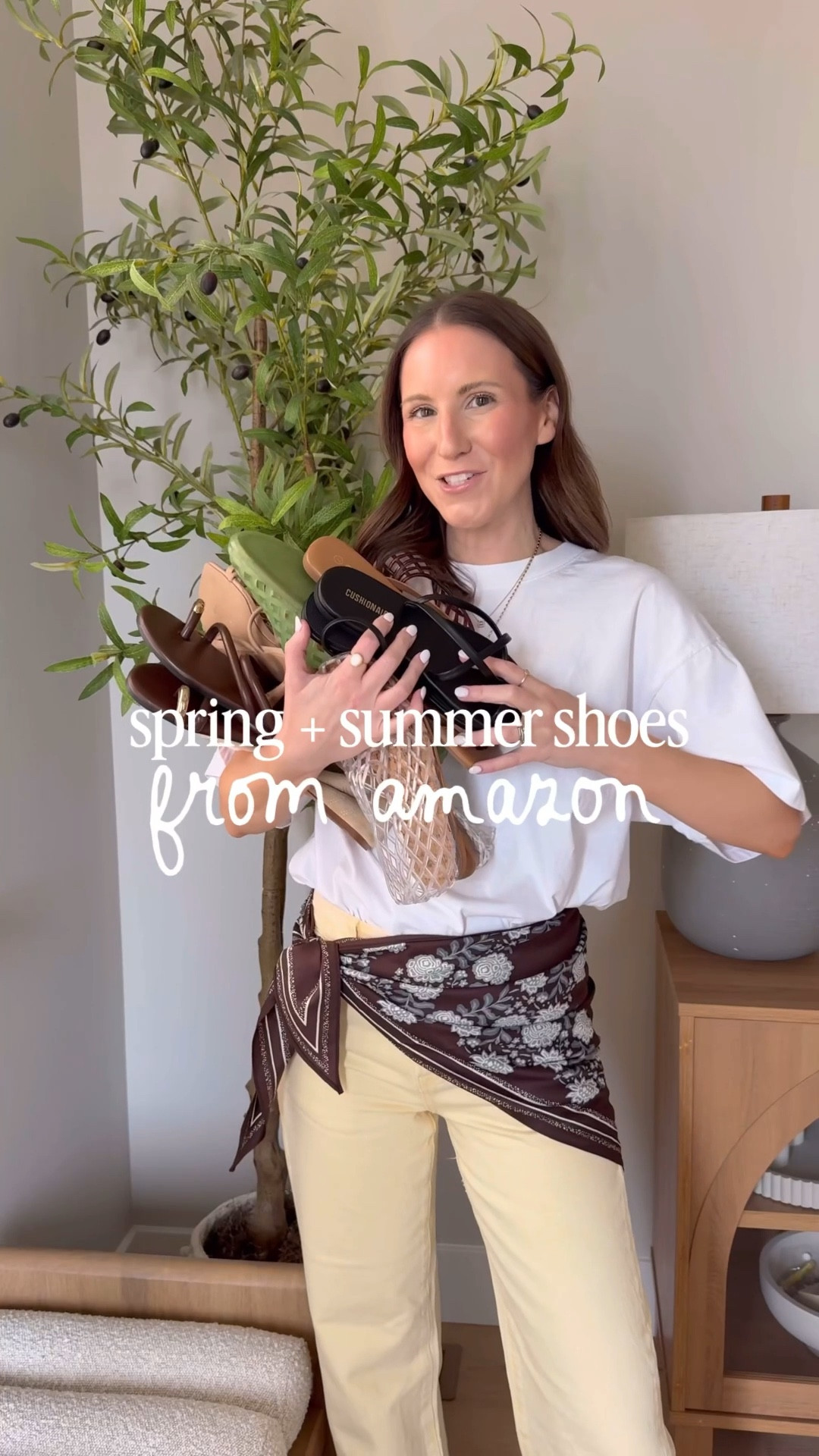 Rounding up some of my favorite shoes from Amazon! 

Amazon finds, summer style, Amazon fashion, jelly shoes, ballet flats, sandals, 