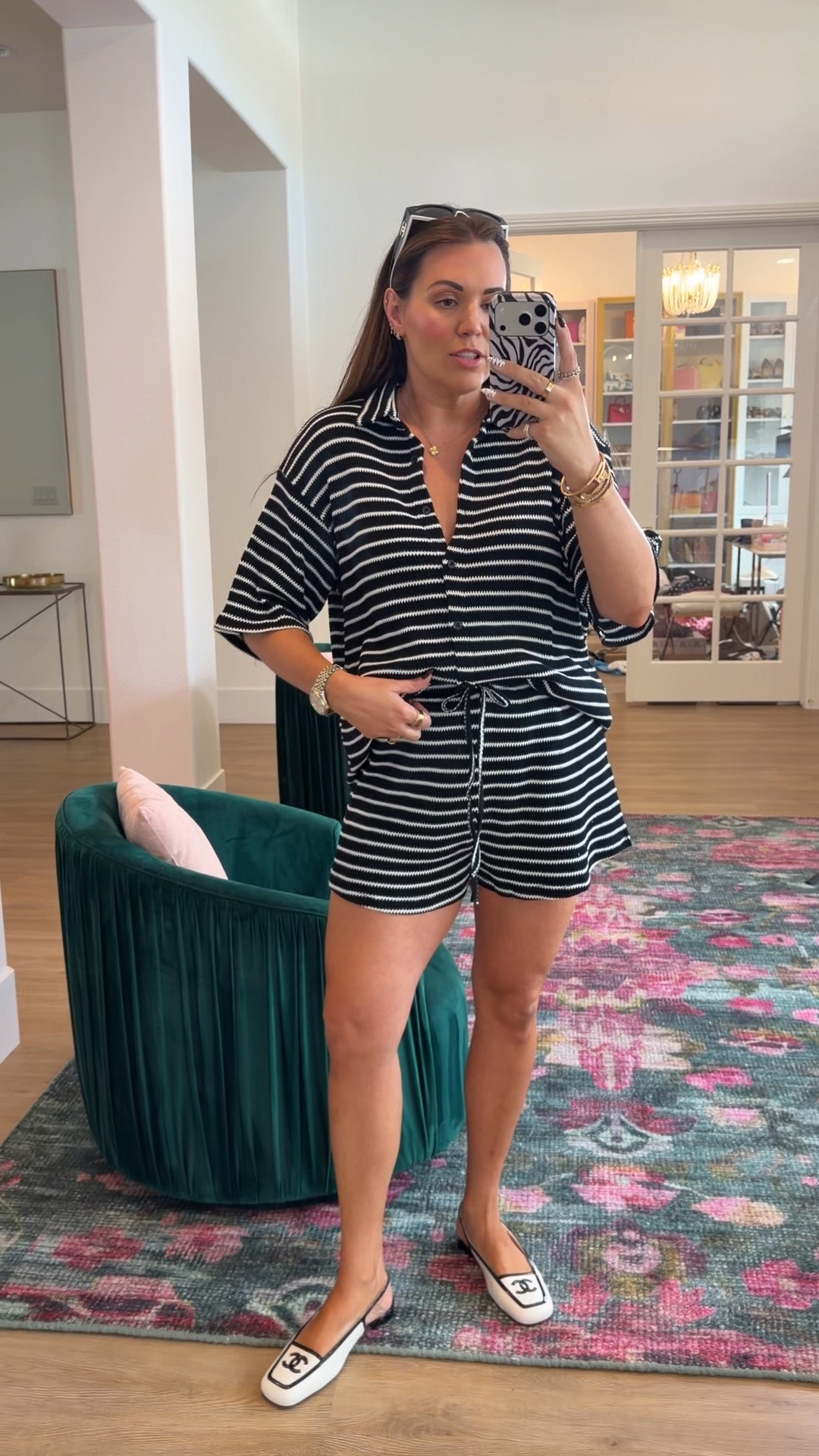 curvy midsize black and white set! wearing size medium. shorts fit TTS and top is oversized.

#LTKSeasonal #LTKMidsize