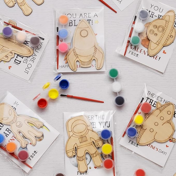 GEECOZYLIFE Valentines Day Gifts for Kids - 28 Pack Space Kids Painting DIY Craft Kits with Valen... | Amazon (US)