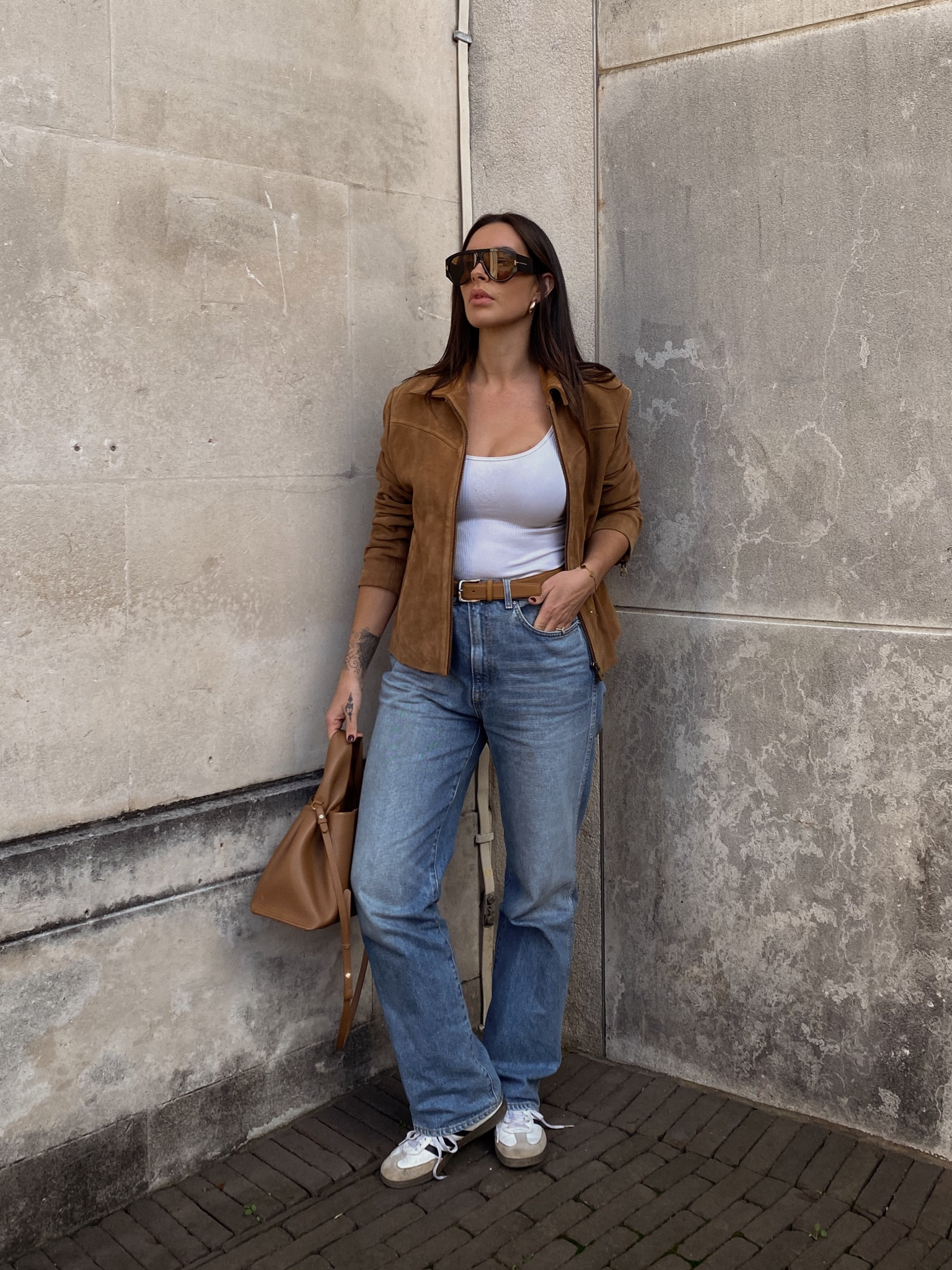 Been wanting a suede jacket for a while 🍂🫶🏼 stole this from my husband but linked similar ❤️

#LTKuk #LTKautumn #LTKeurope