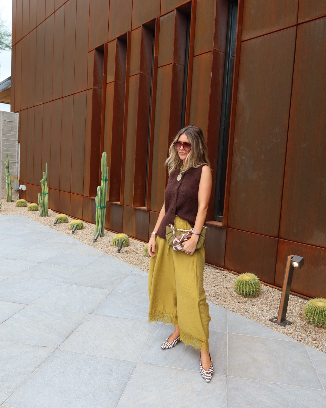 Amazon creator summit 
Lace trim wide leg pants in color chartreuse size small 
Sleeveless cardigan size small 
Sam Edelman zebra print ballet flats 
Beaded necklace