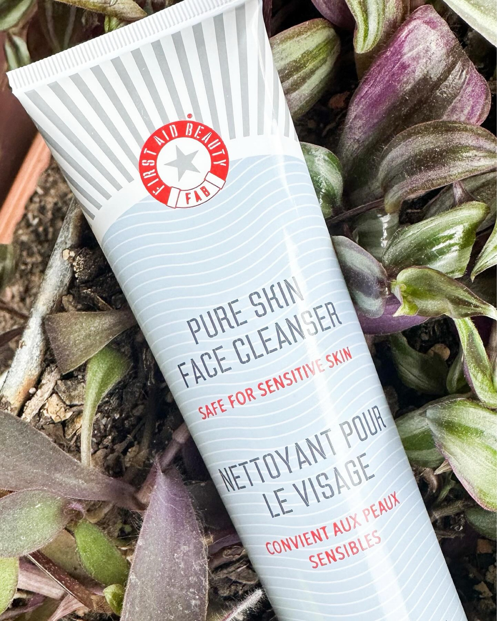 #gifted_by_firstaidbeauty 

FIRST AID BEAUTY 🫧🫧

This cleanser is great choice for sensitive skin. I have sensitive acne prone skin and using this cleanser is satisfying. It has silky smooth creamy texture and gives you foamy cleansing without making your skin dry. It does make your skin feel smooth , fresh and clean.
.
.
.
.
.
.
.
#firstaidbeautygiftedme #firstaidbeauty #cleanser #skeepersfamily #morning #routine #sensitiveskin #healthyskin #skincare #daily #care

#LTKBeauty #LTKHoliday #LTKGiftGuide