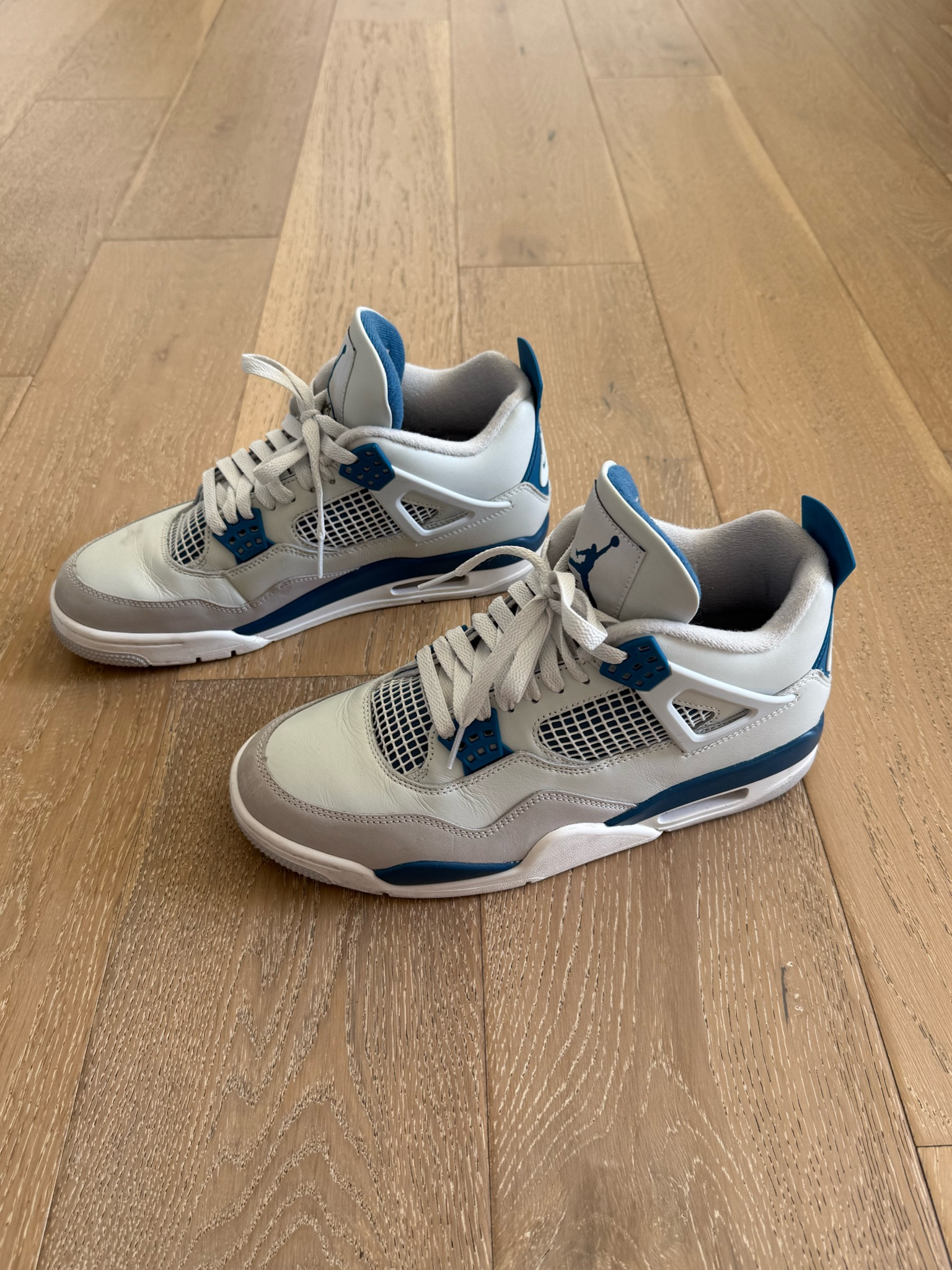 These Air Jordan retro military blue 2024’s have got to be the coolest pair of shoes that I own. They pair with really anything and are really comfortable! 🙌🏼 

(mens shoes, Jordans, men’s shoes, casual shoes, shoes for men) 