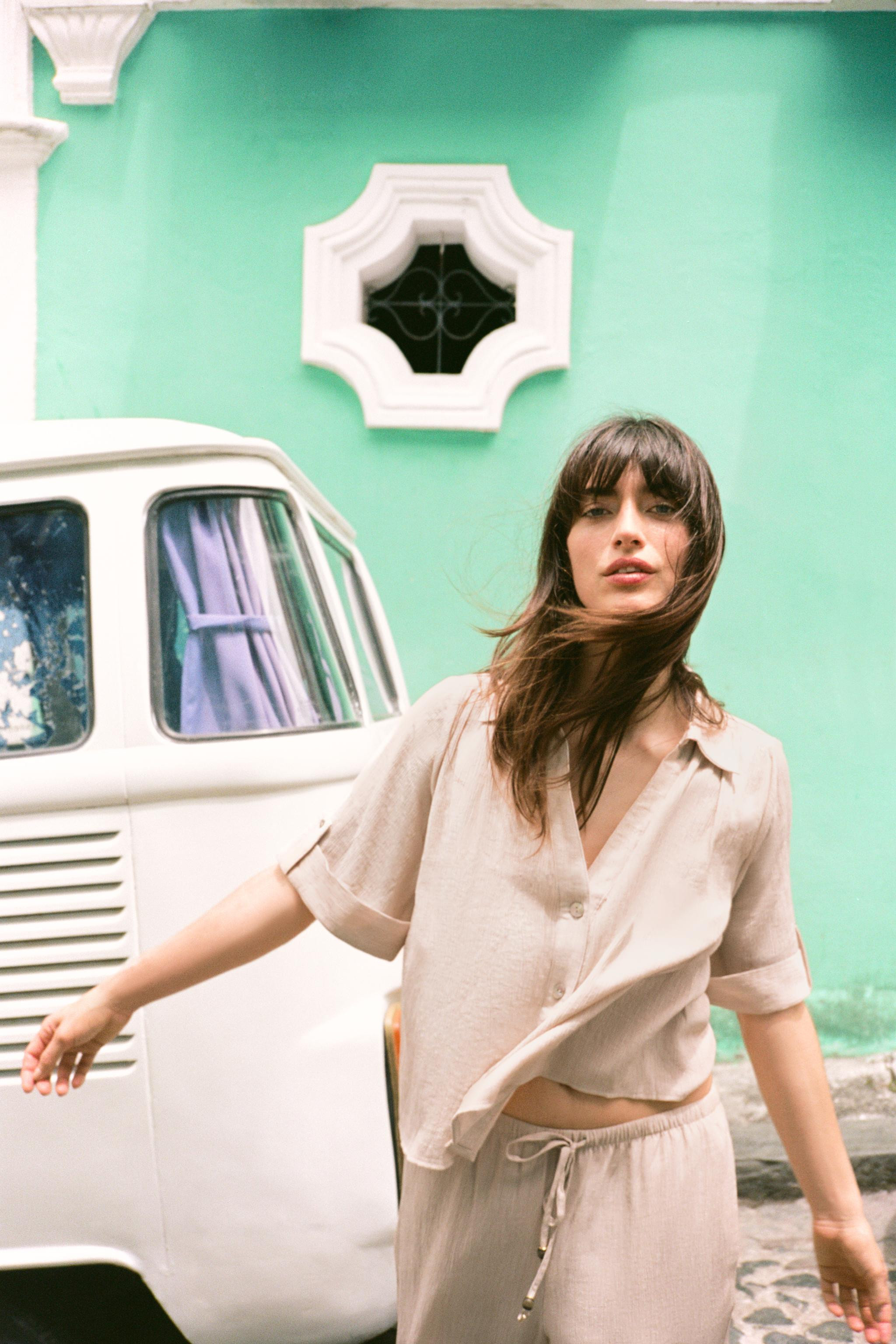 FLOWY SHORT SLEEVE SHIRT | Zara US