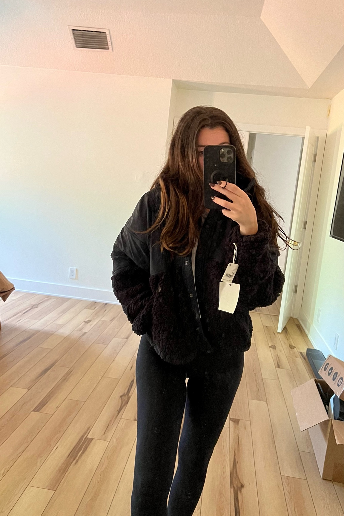 jacket size XS

jacket, hood, free people, winter clothes, warm clothes, cold weather, button, sale #ltksale 

#LTKFind #LTKsalealert #LTKfit