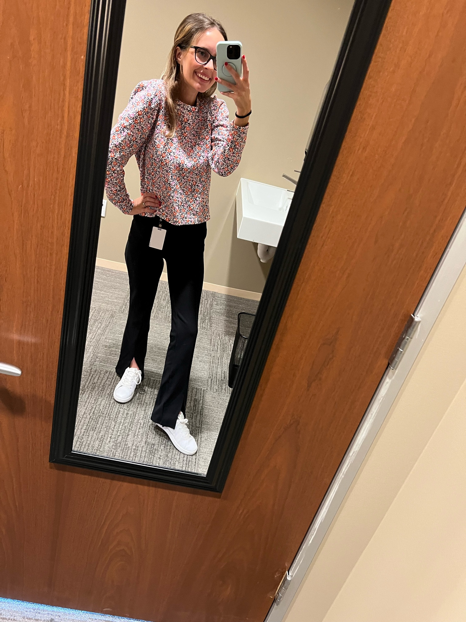 Abercrombie
Workwear
Split hem pants
Work pants
Black pants


#LTKSale #LTKsalealert #LTKSeasonal