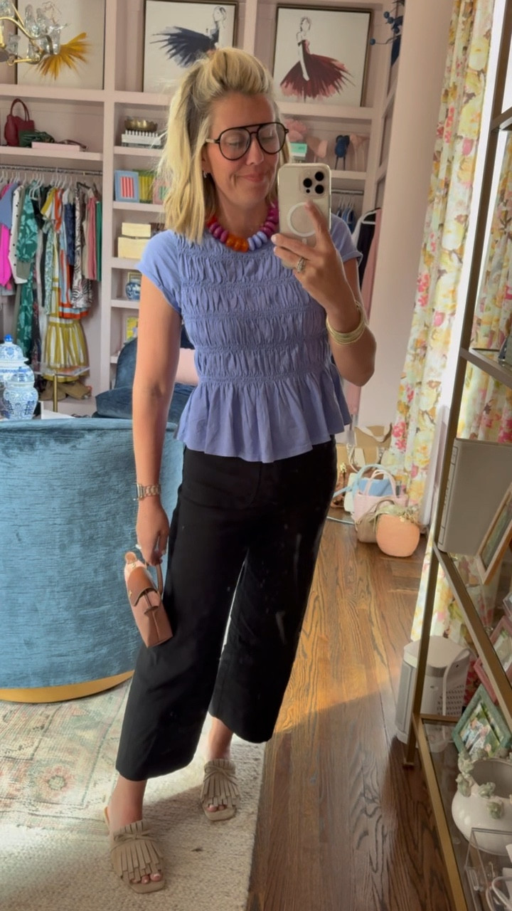 OOTD… errand, a lax game, and a few calls!

Xs top
26p pants
8 shoes

*Use code CATHERINE20 3/6-3/9 to save 20% when you spend $100+

#LTKootd #LTKWorkwear #LTKdayinmylife
