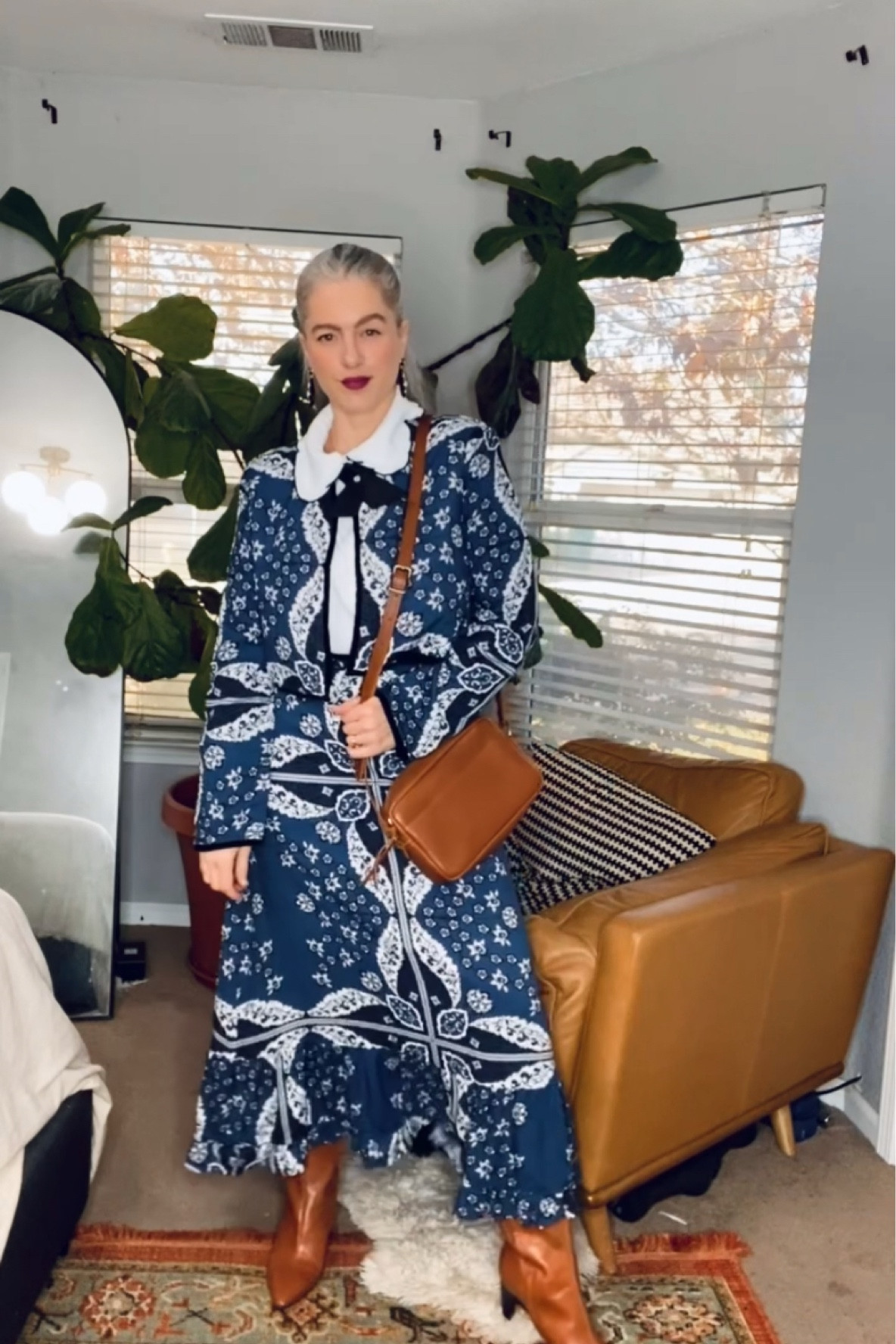 Obsessed with this jacket and skirt from BEYOND by Vera! All of the clothes are beautifully timeless and feminine with hand drawn prints! And I’ve tagged a few more of my favorite pieces from the brand…you’re welcome😉
