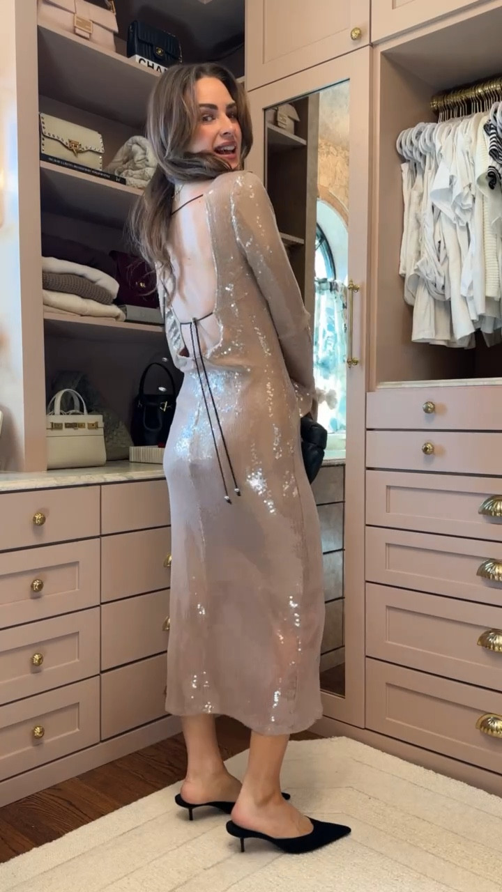 The perfect dress✨its under $100


#LTKootd #LTKHoliday #LTKSeasonal