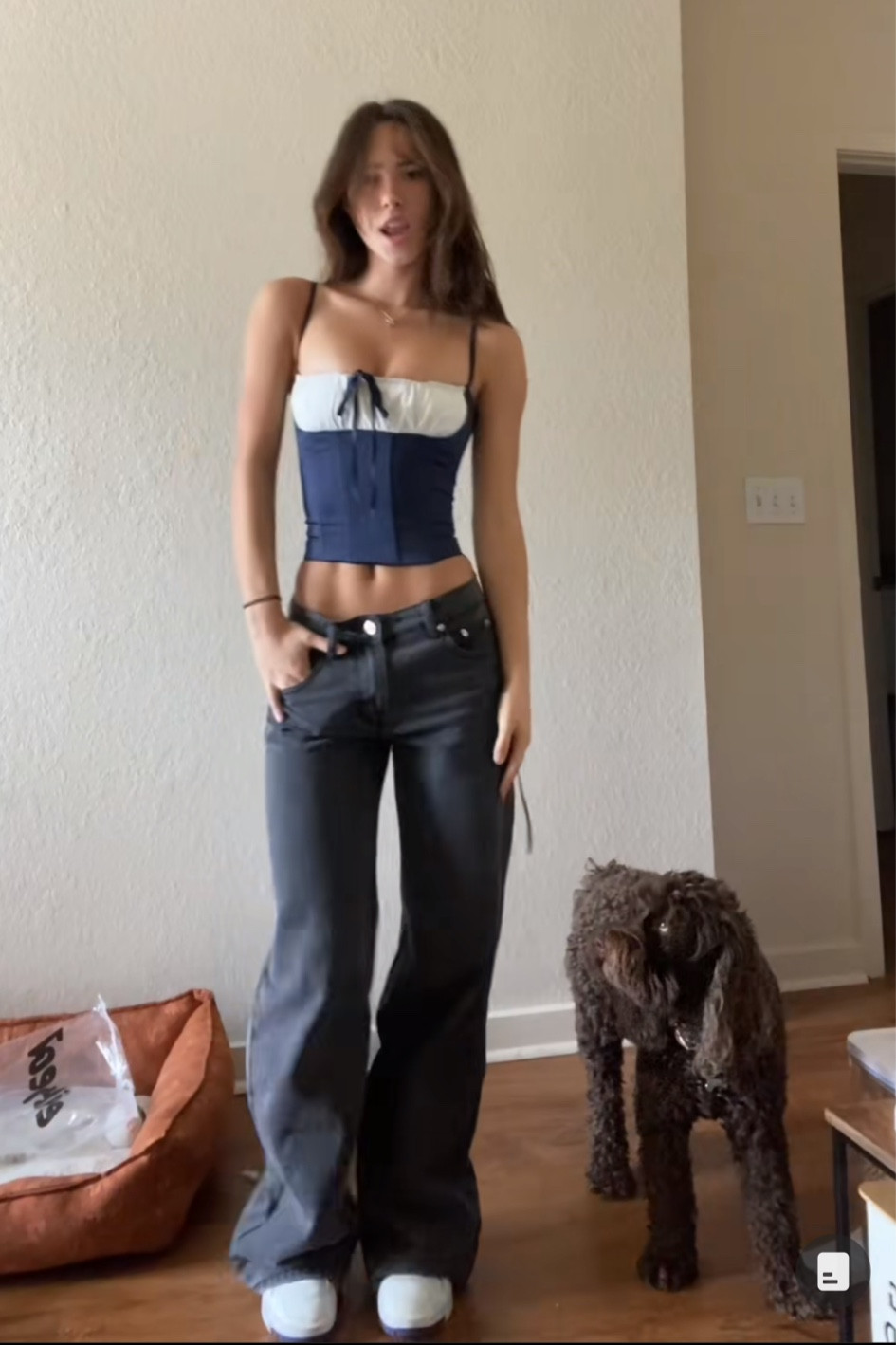 Top: XS
Bottom: XS
Shoe: 7.5

#LTKstyletip #LTKSeasonal #LTKfindsunder50