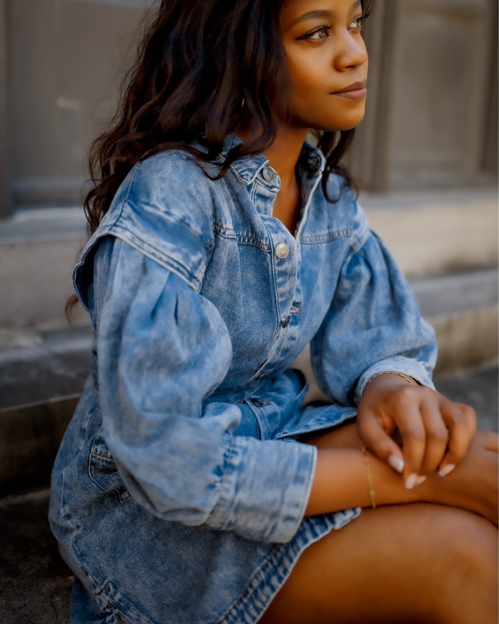 POV, you’ve been patiently waiting for the first day of fall since April and it’s finally here! 🍂

Ps. the denim dress from the KBBxTarget denim dress is an amazing piece. I’m a statement sleeve girl through and through, it immediately caught my eye! 

#minimaloutfits #neutraloutfits #neutralstyle fall style, denim dress, black boots, everyday outfits, minimal style, minimal outfits, outfit ideas

#LTKstyletip #LTKSeasonal #LTKunder100