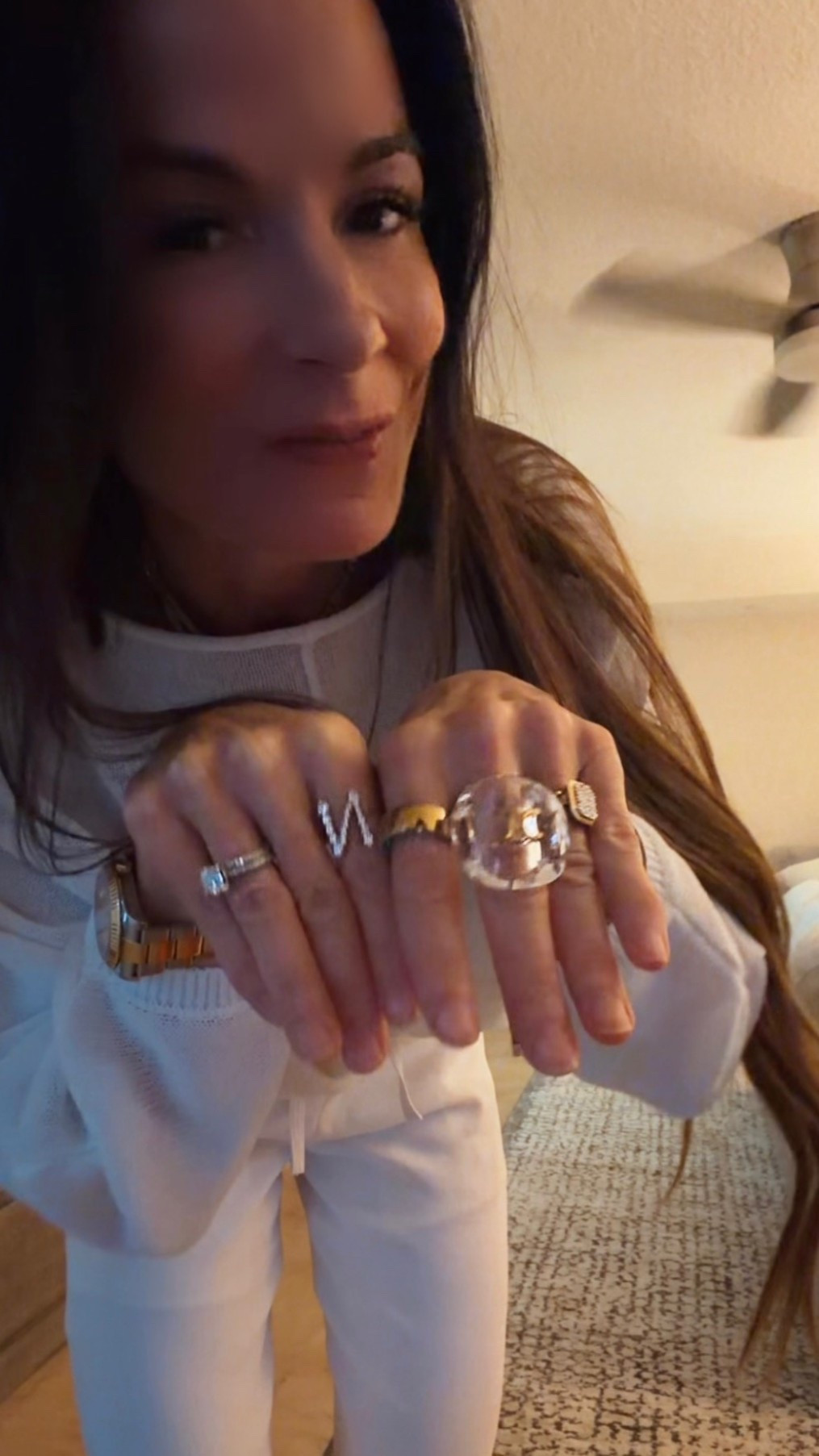 Beach chic… but make it effortless 🤍

This set is what I throw on when I want to look put together without even trying… and these new Celine sandals? Say less.

Soft, flowy, neutral… aka my summer uniform on repeat.

Nicole Colee, Aritzia, sweater is Zara. Celine sandals. 🤍



#LTKdayinmylife #LTKgrwm #LTKootd