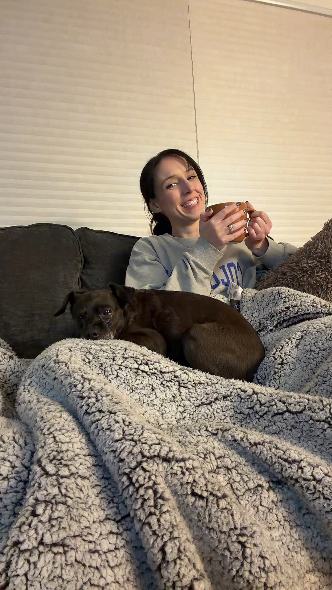 Cozy nights cure everything 😌🎄 #fyp #winternights #cozyathome

#LTKSeasonal #LTKFindsUnder100 #LTKHoliday