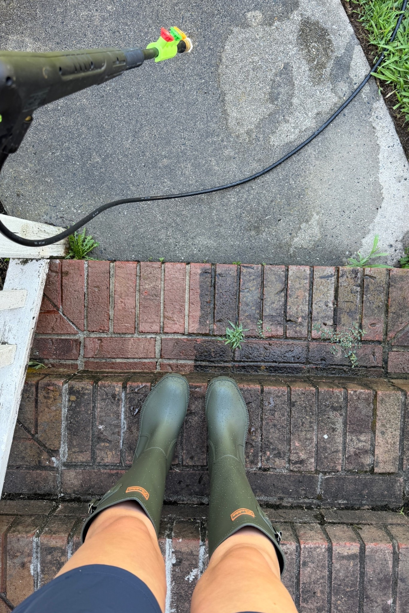 Forgot how satisfying pressure washing is!! 😍 it’s like adult coloring!

#LTKHome #LTKSeasonal #LTKdayinmylife