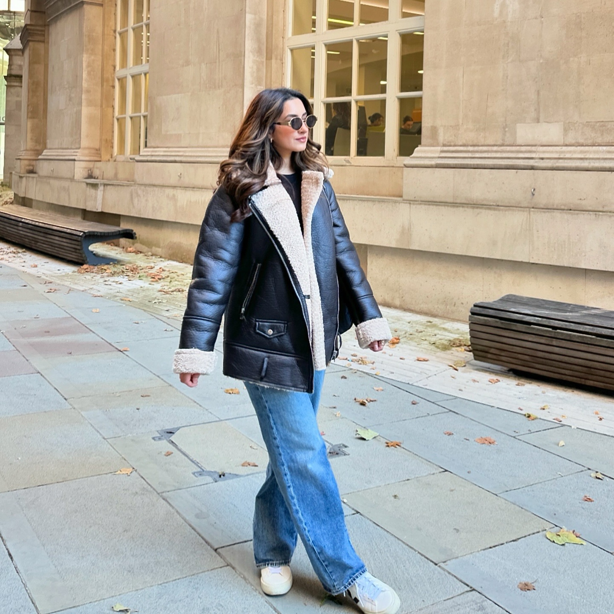 Casual autumn outfit inspo - aviator jacket, jeans and trainers 🤎 #autumnoutfit #autumn #avaitorjacket #casualoutfitinspo 

#LTKautumn #LTKuk