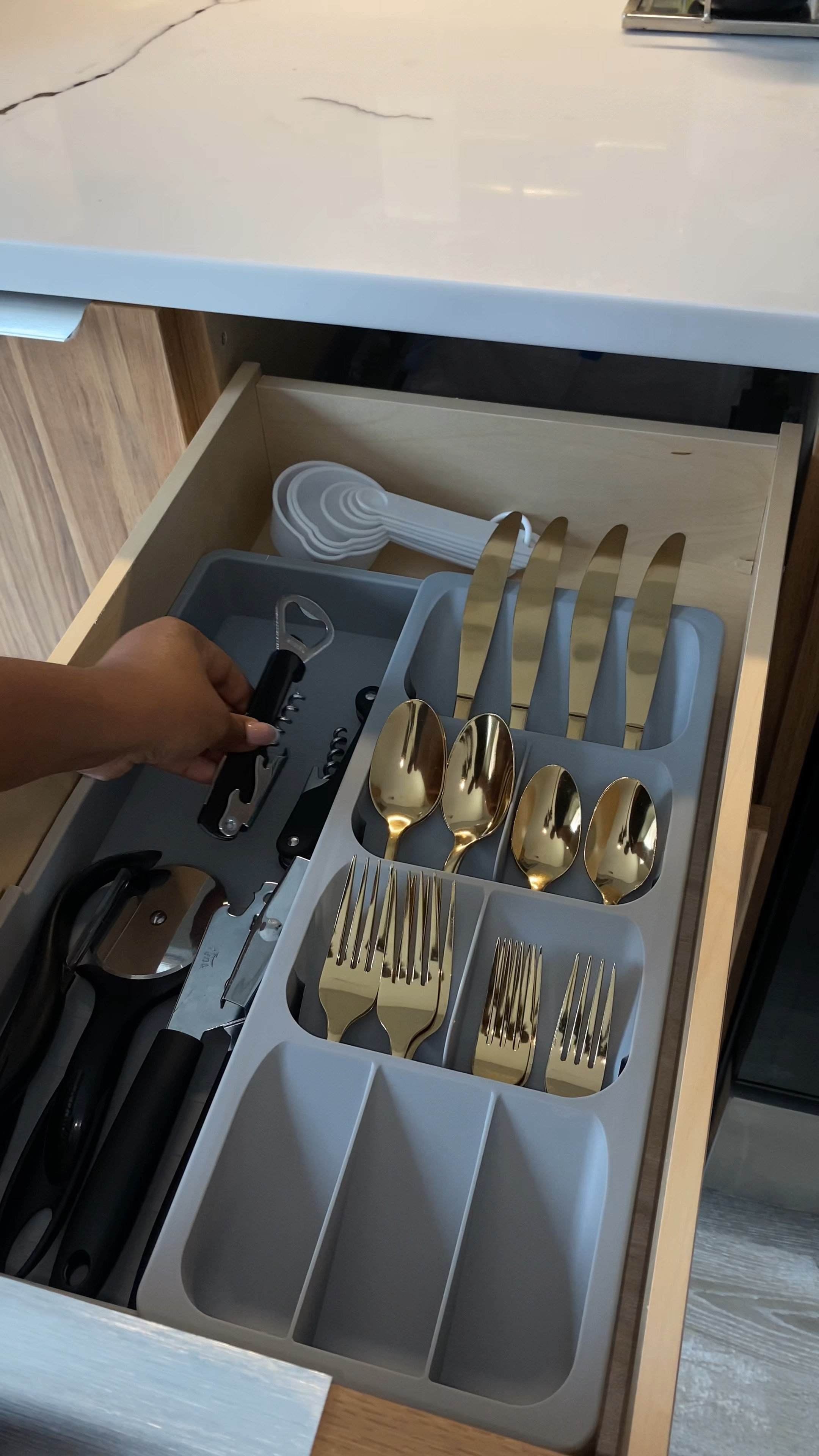 Organization is everything!😍😍

#LTKVideo #LTKfindsunder50 #LTKhome