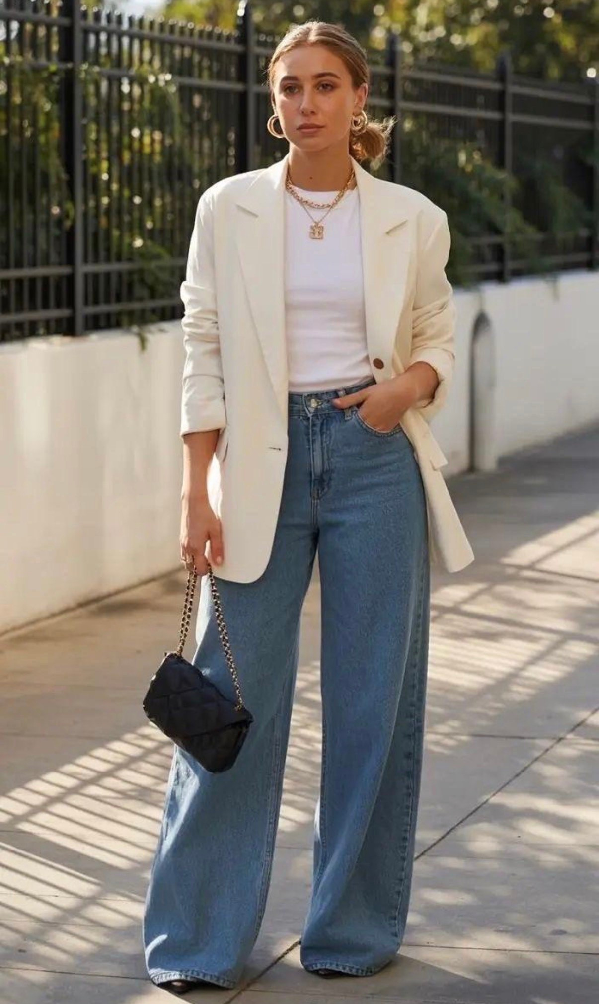 RE-CREATE THE LOOK 😍 

Trending styles and outfits for you to re-create!! I’ve rounded up like and similar pieces from various retailers at different price points to help you recreate this entire look all on your own - in your own way!! 
🙌🏻🤍☀️

Everything you need to help you recreate this look is linked in my LTK - tap below to shop your favorites!
👇🏻🔗🤍✔️


#trending outfit
#Pinterest outfit inspo
#Pinterest inspired 
#outfit inspo
#recreate the look
#tailored blazer
#ivory blazer
#structured style
#white tee
#white tshirt 
#white tank top
#gold chain necklace 
#amazon jewelry
#black quilted handbag
#bag with chain 
#black purse 
#shoulder bag  
#wide leg jeans
#mom jeans 
#jeans styled 
#abercrombie jeans
#designer jeans 
#the look for less
#revolve fashion finds  
#nordstrom finds
#gap fashion finds
#anthropologie finds 
#Amazon fashion 
#fall fashion
#fall transition outfit
#fall style Inspo 
#style inspo
#fashion inspo
#outfit inspo
#casual style
#elevated casual
#casual outfit
#classic style 
#casual chic 
#work fashion
#work outfit inspo
#workwear
#work appropriate 
#office outfit 
#polished look
#weekend style
#easy weekend outfitt
#day date outfit
#wine tasting outfit  
#mom style 
#mom outfit 
#errands outfit 
#airport outfit 
#travel outfit 
#travel style 
#site seeing outfit 
#European vacation 
#street style
#new York style
#city outfit 
#date night outfit 
#ootd

#LTKootd #LTKOver40 #LTKWorkwear