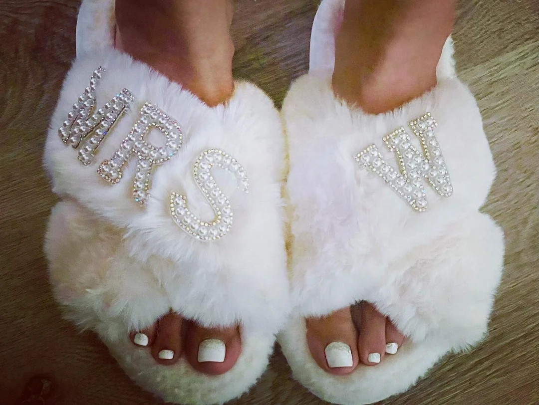 Faux Fur Bride Slippers| I Do Slippeers|Customized Slippers|Peal Rhinestone Slippers | Etsy (US)