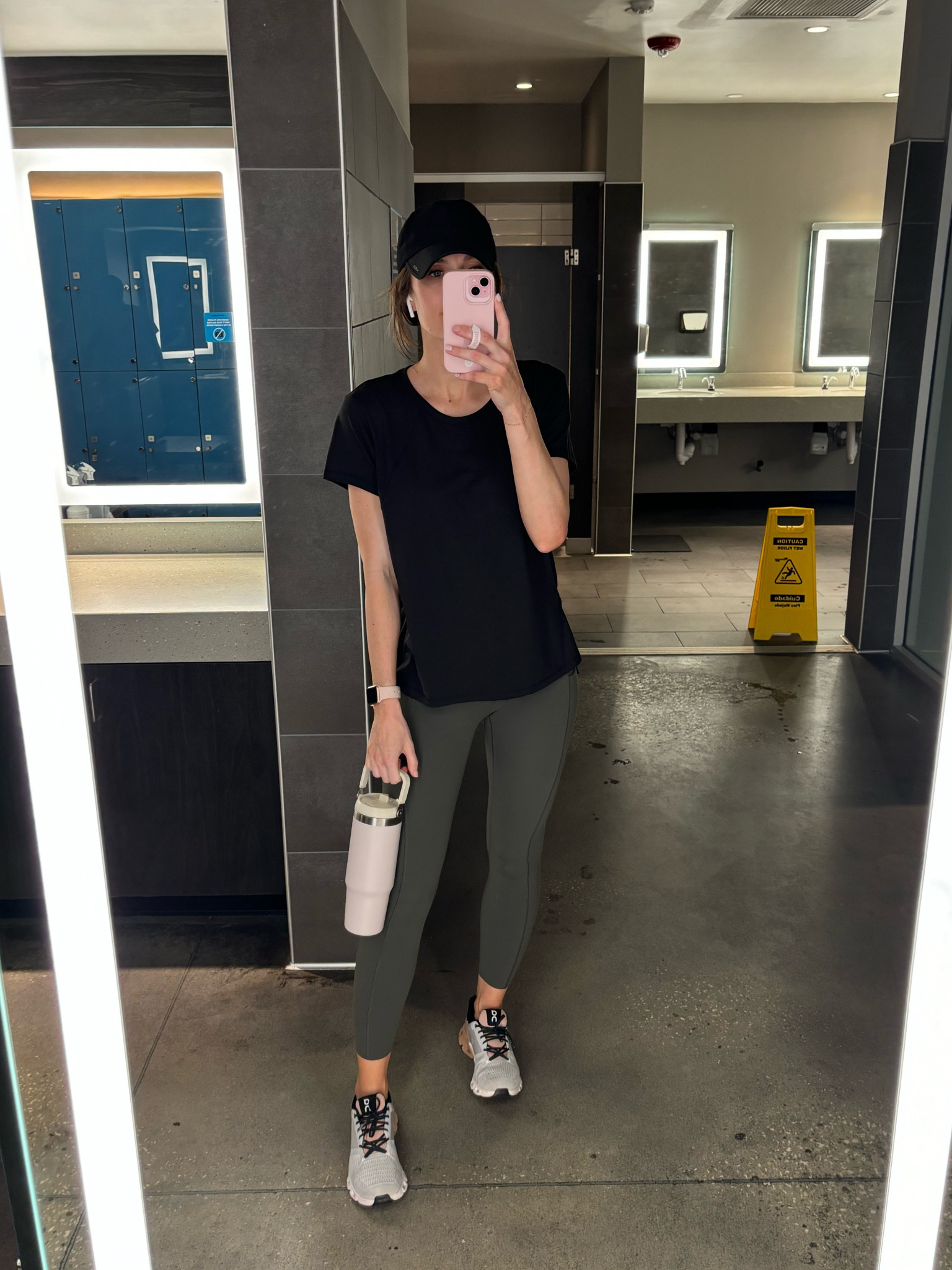 Gym fit! Love this oversized workout tee from walmart and the walmart sports bra I’m wearing!! Fancy activewear quality for affordable prices! They both fit tts for me! I’m wearing a small 

#LTKfitness #LTKActive