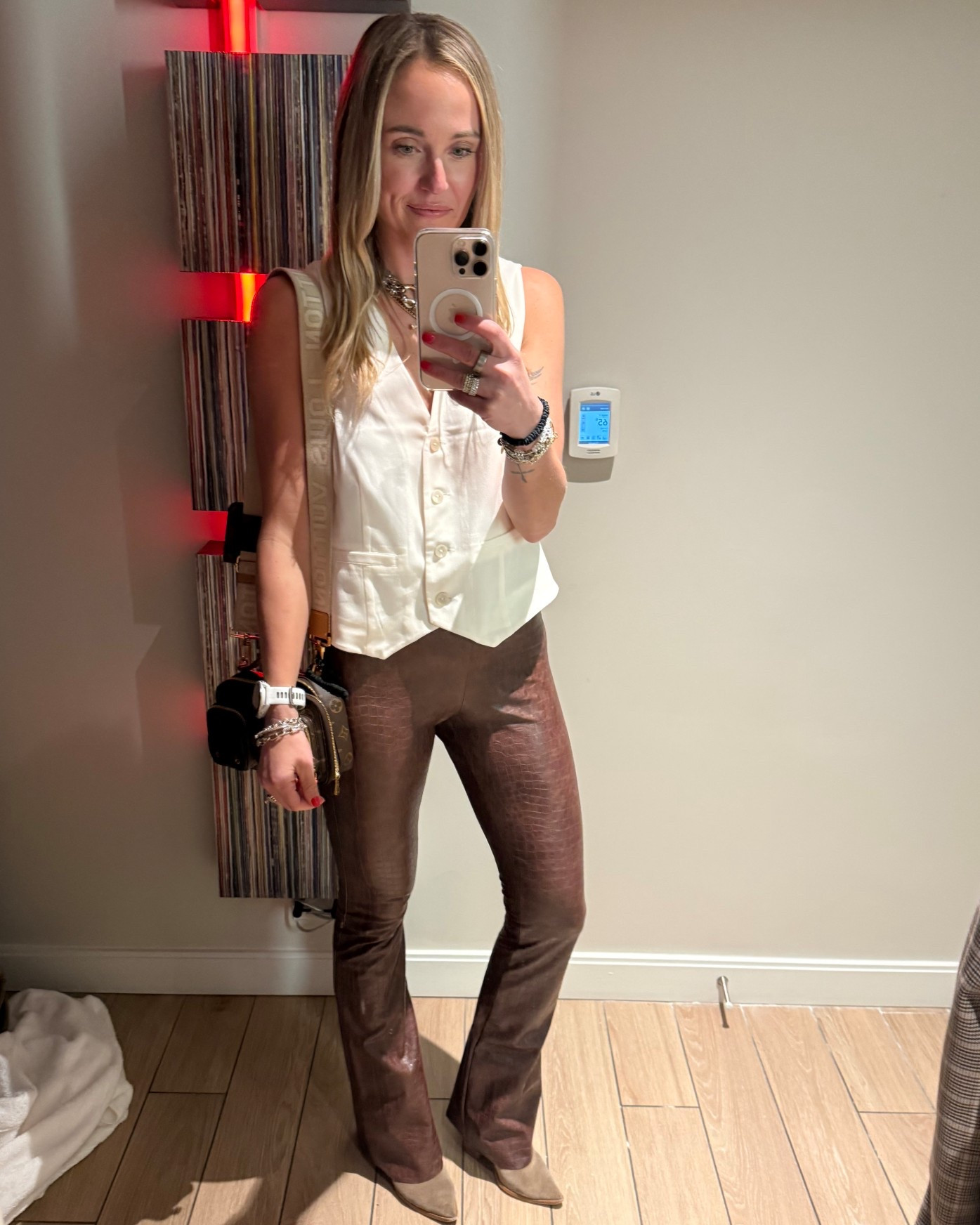 The pants you didn’t know you needed! They are so versatile! Add a pop of color or keep it basic with a white vest! Wearing size small in the pants 

#LTKSpringSale #LTKootd #LTKSaleAlert