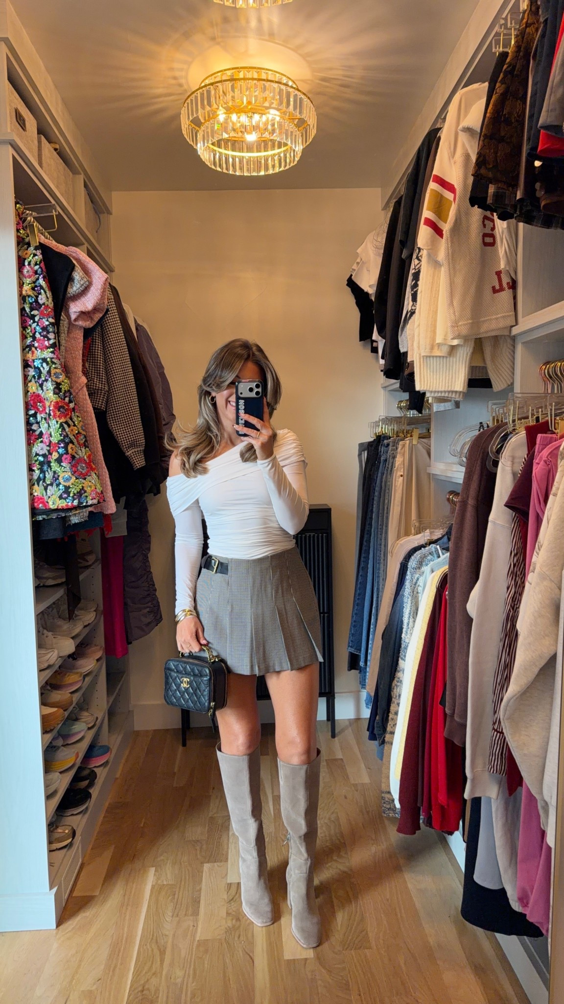 Abercrombie pleated skort winter date night outfits

Electric picks code: emerson20

Wearing my usual smalls in tops
Xs in skorts

Date night
Winter outfit
Casual everyday
Skort
Sweaters
Boots
Off the shoulder tops
Holiday party

#LTKFindsUnder100 #LTKHoliday #LTKSeasonal