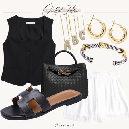 Easy black and white shorts outfit idea for spring summer 🖤

#LTKSeasonal #LTKfindsunder50 #LTKstyletip