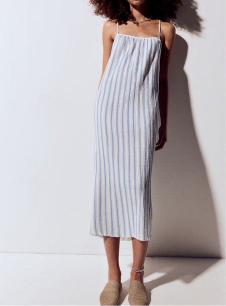 Casual blue and white striped midi dress 

#LTKfindsunder50 #LTKstyletip #LTKSeasonal