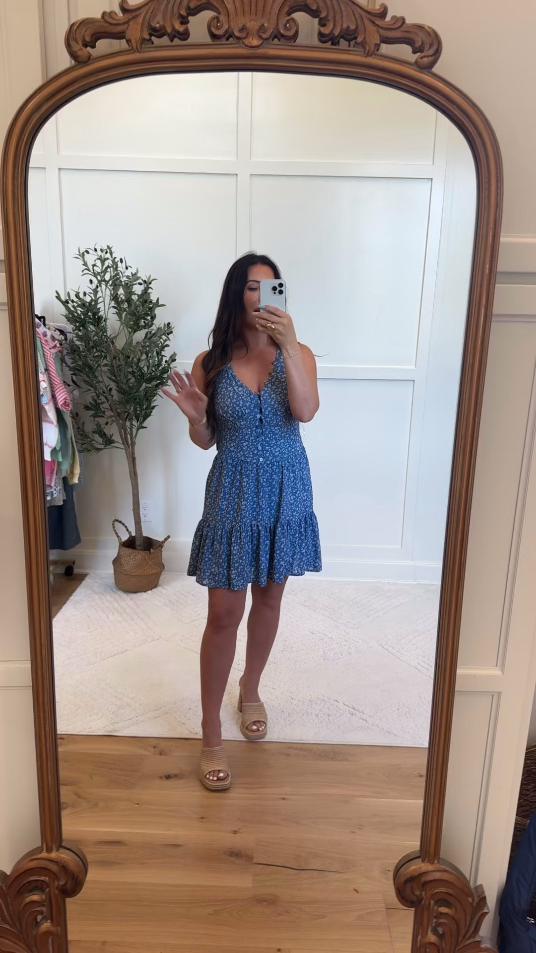 WALMART DEALS ends tomorrow!! 🚨🚨🚨
This little blue floral dress is giving effortless summer vibes. 💙 Easy to throw on with sandals and perfect for brunch, vacations, or everyday wear! I’m in a smal💙

#LTKdayinmylife #LTKmomlife #LTKootd