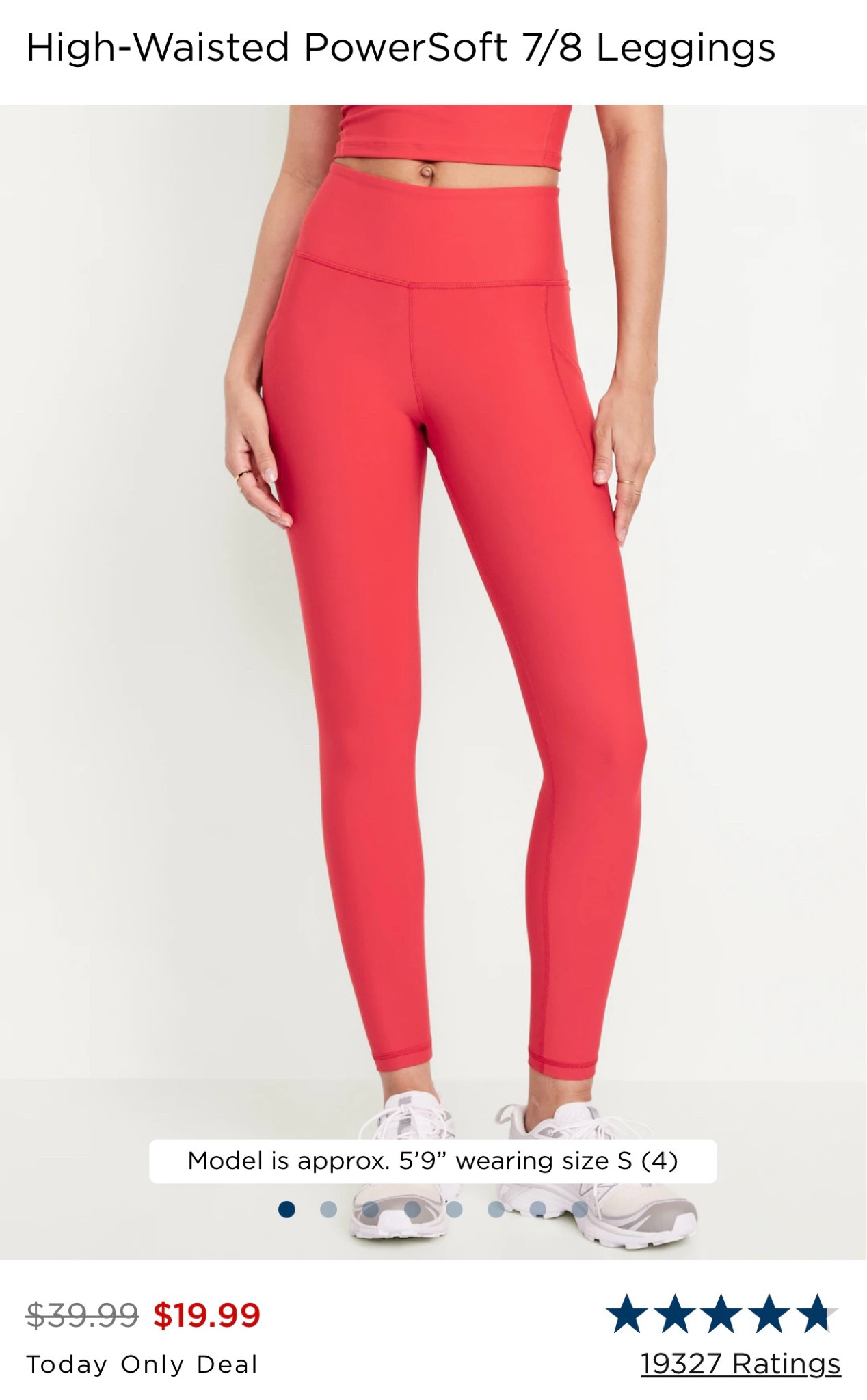 Runs TTS, ordered a small 

Old Navy / activewear 

#LTKActive #LTKFitness