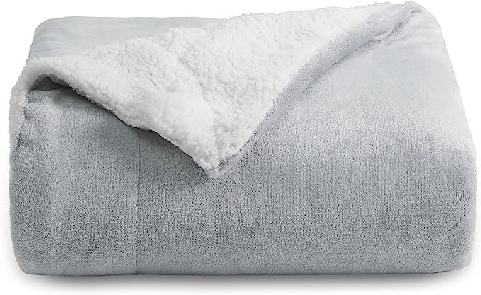 Bedsure Sherpa Fleece Throw Blanket for Couch - Light Grey Thick Fuzzy Warm Soft Blankets and Thr... | Amazon (US)