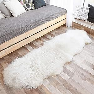 BAYKA Faux Sheepskin Fur Area Rug, Luxury Fluffy Area Rug, Soft Furry Carpet Rug for Bedroom, Chi... | Amazon (US)