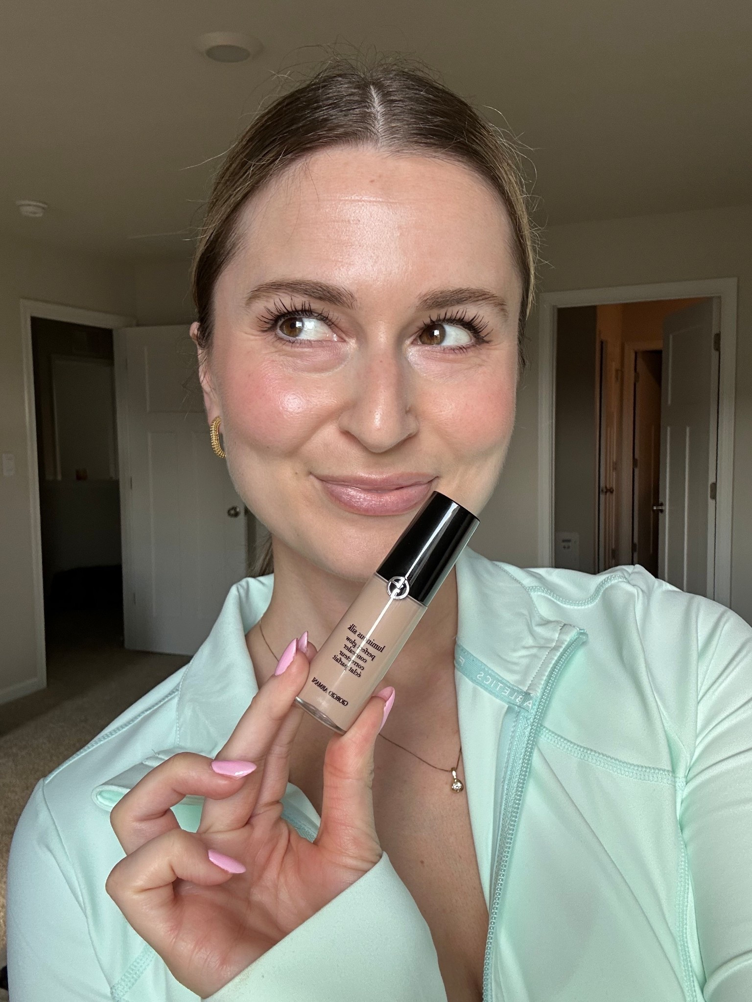 The perfect concealer for a glowy base✨ #armanibeauty #glowymakeup

#LTKgrwm #LTKBeauty