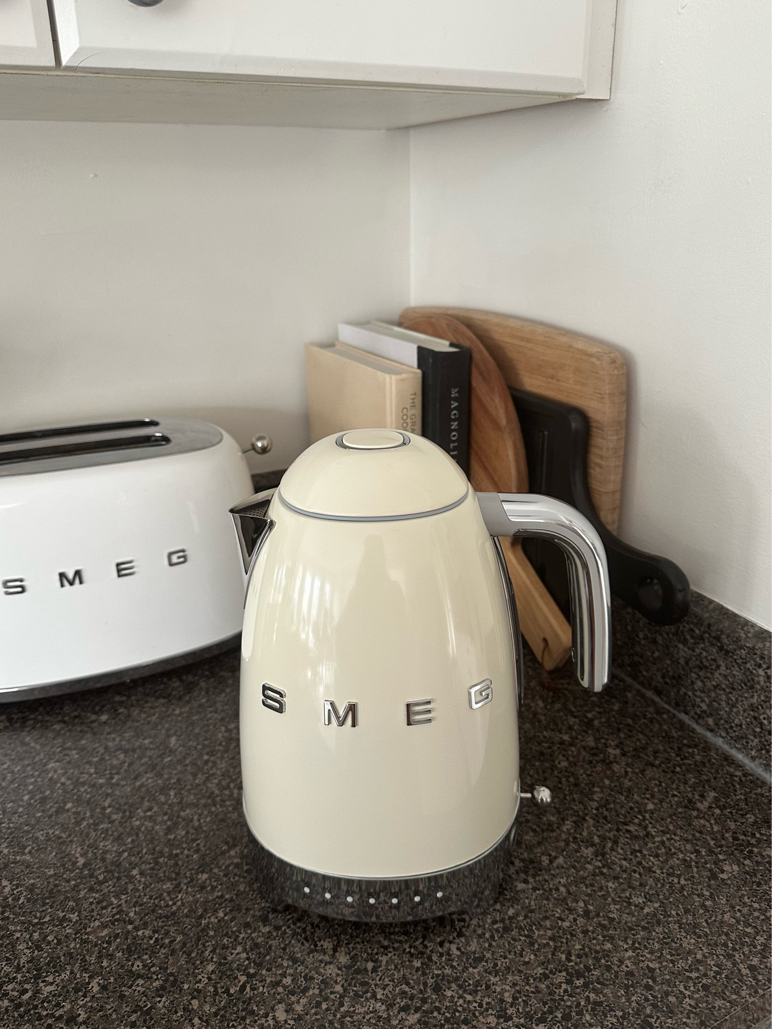 Cutie new kettle ☕️

Smeg sale on now!

#LTKhome